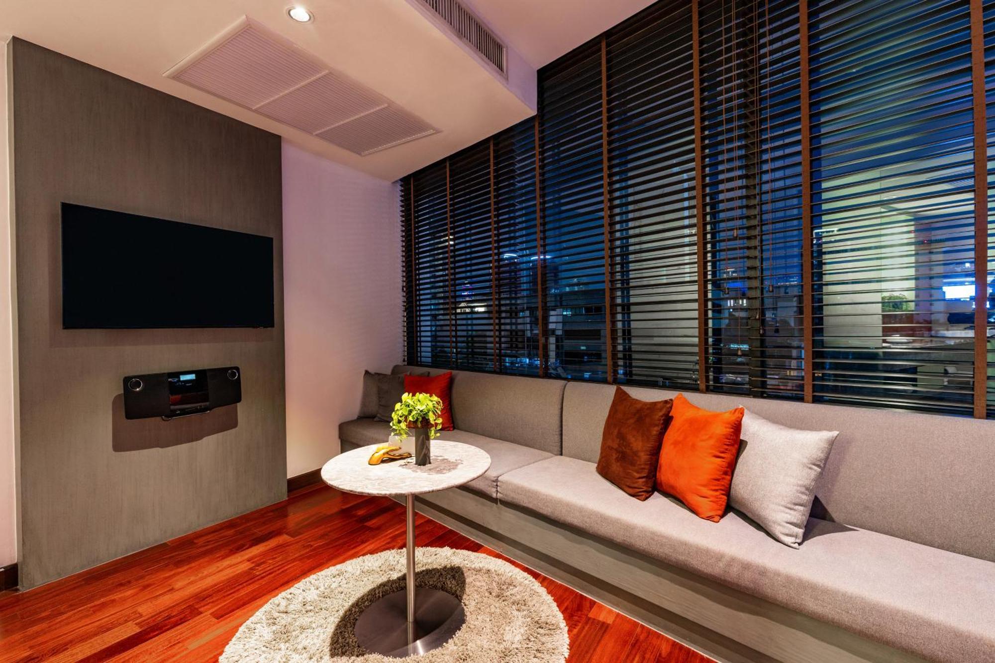 Full Spectrum Suite