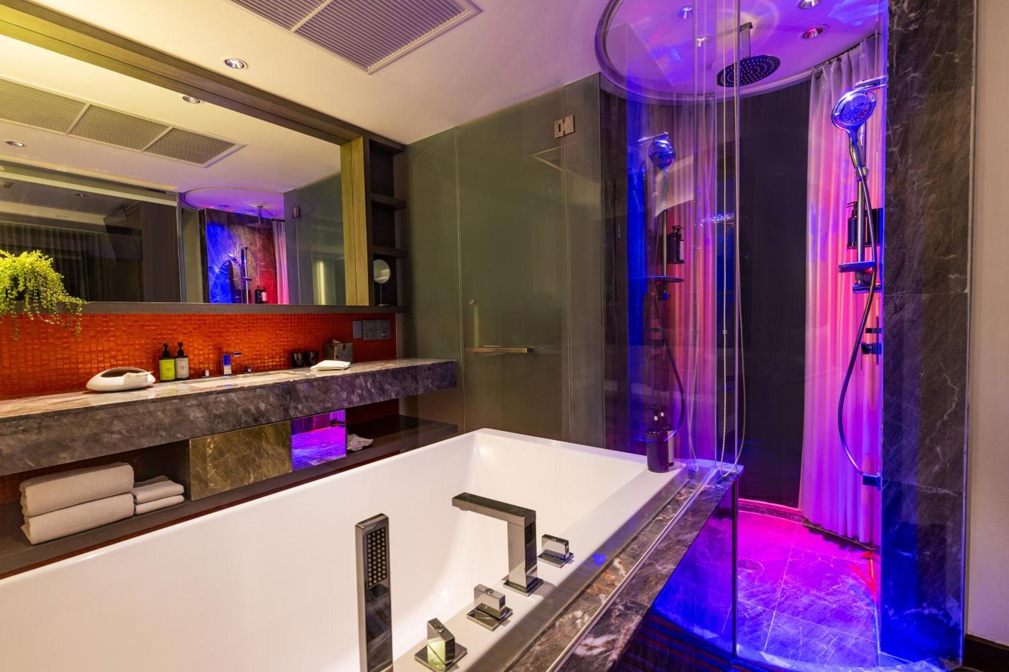 Full Spectrum Suite