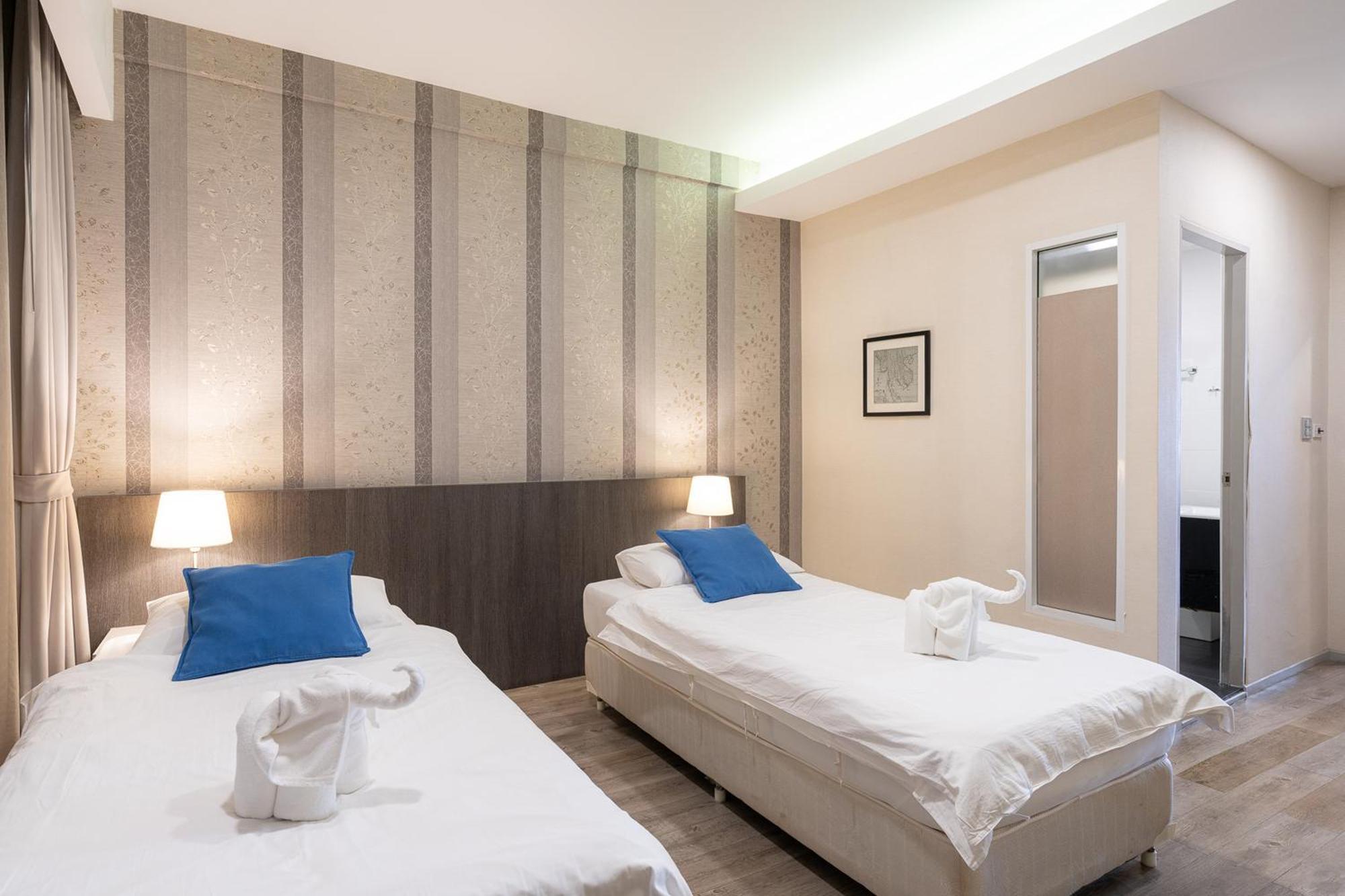 Deluxe Twin Room