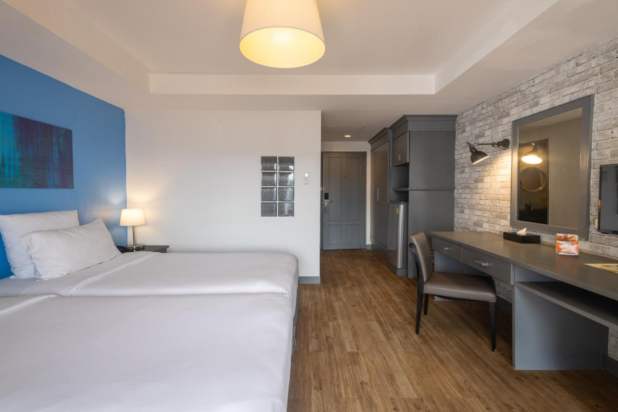 Deluxe Twin Room