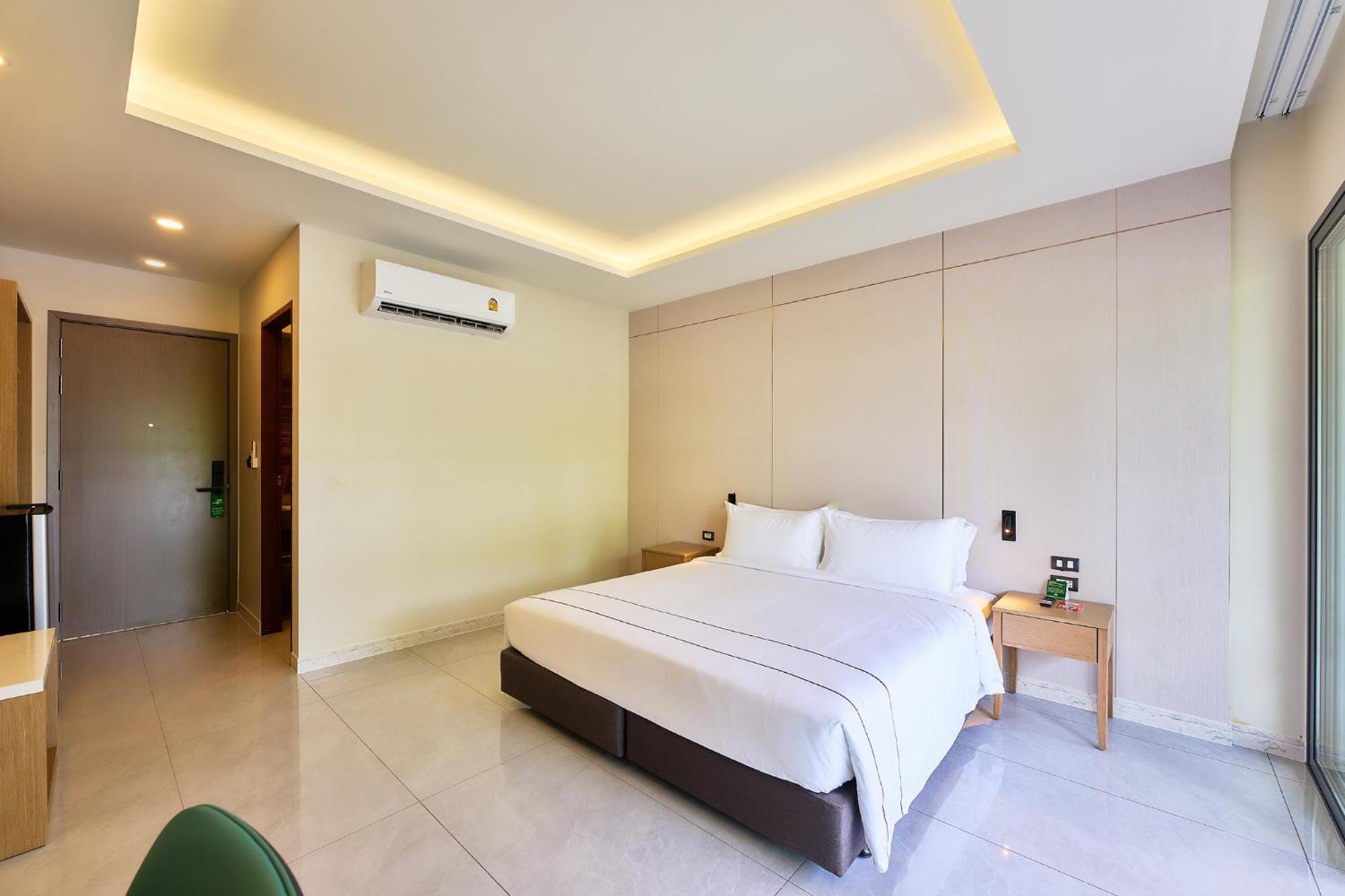 Deluxe Double or Twin Room Garden View