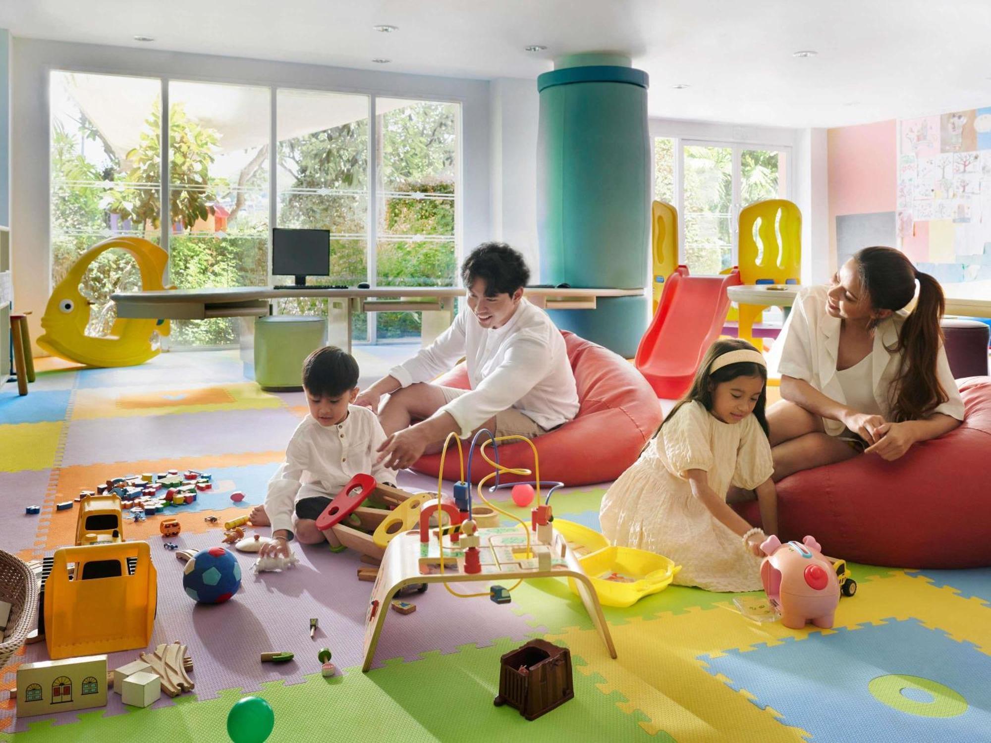 Deluxe Family Room Balcony