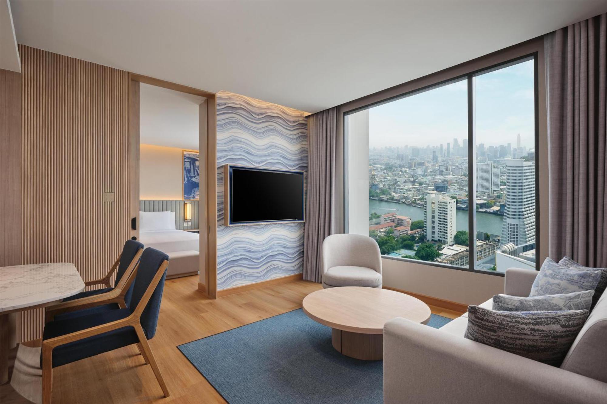 Deluxe King Suite with River View,1759732623:JPEG