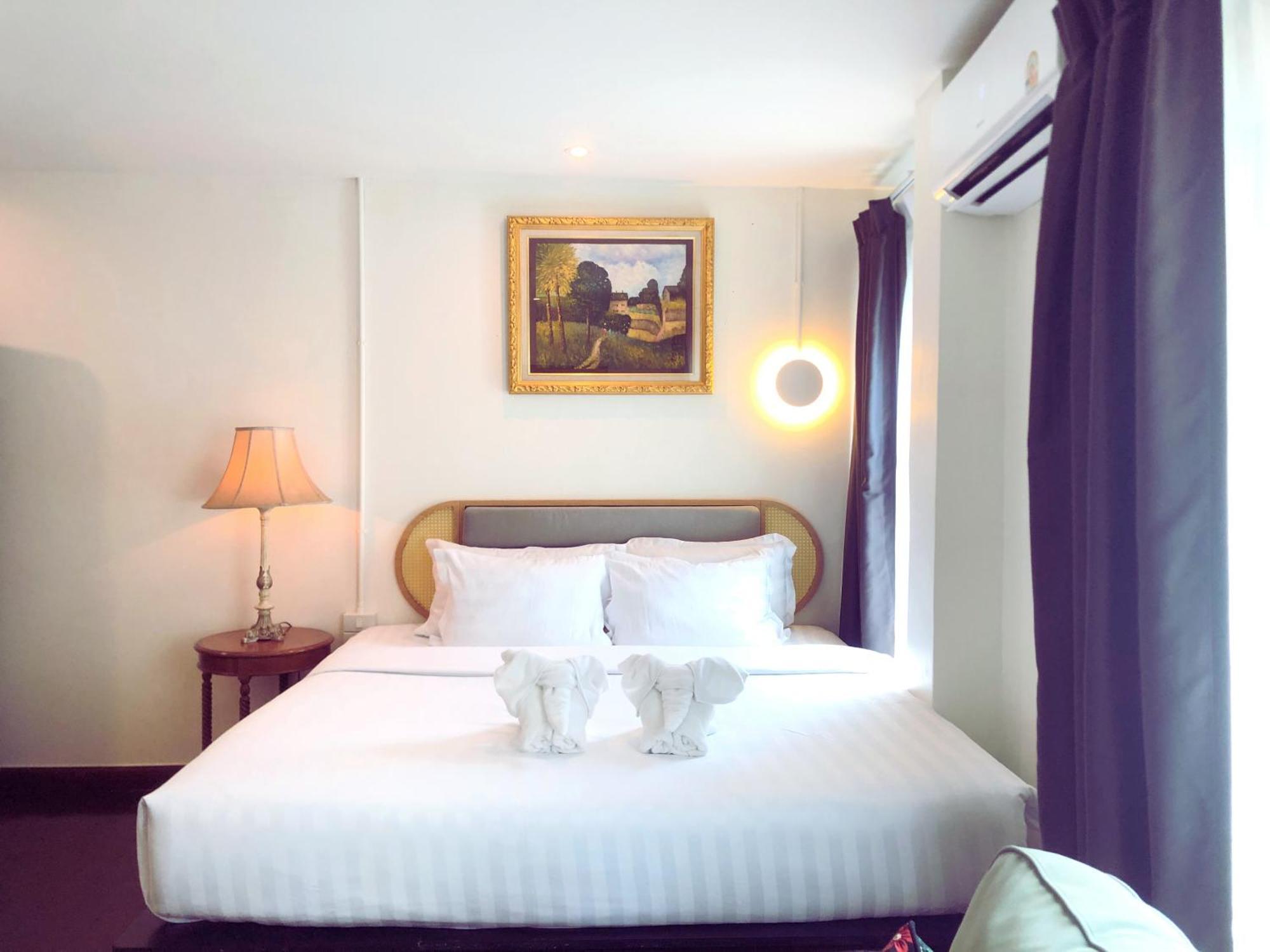 Superior King Room
