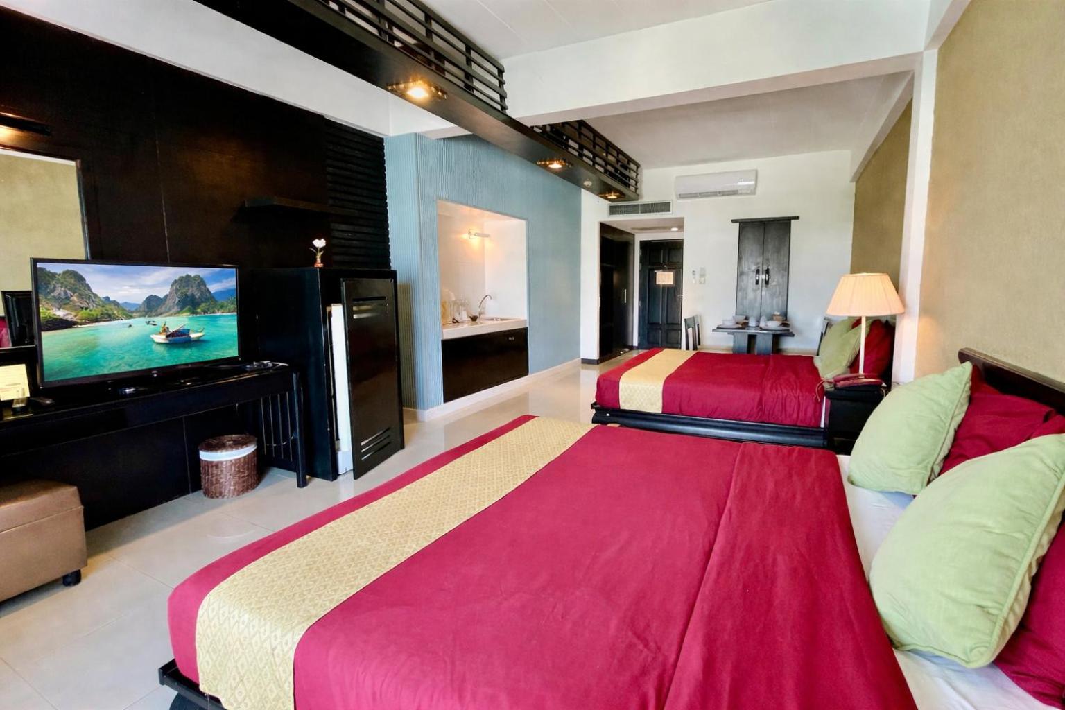 Deluxe King Room