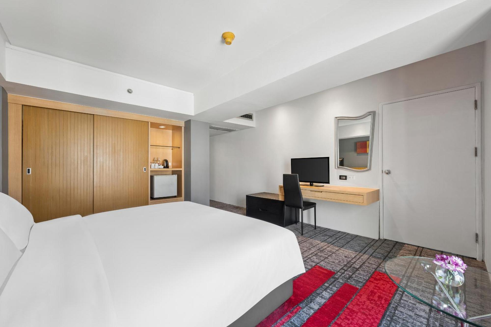 Family Suite Connecting