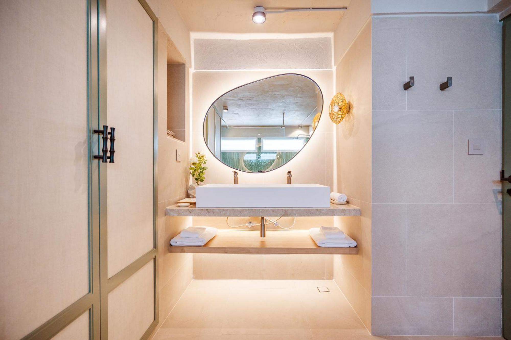 Deluxe Double or Twin Room Garden View