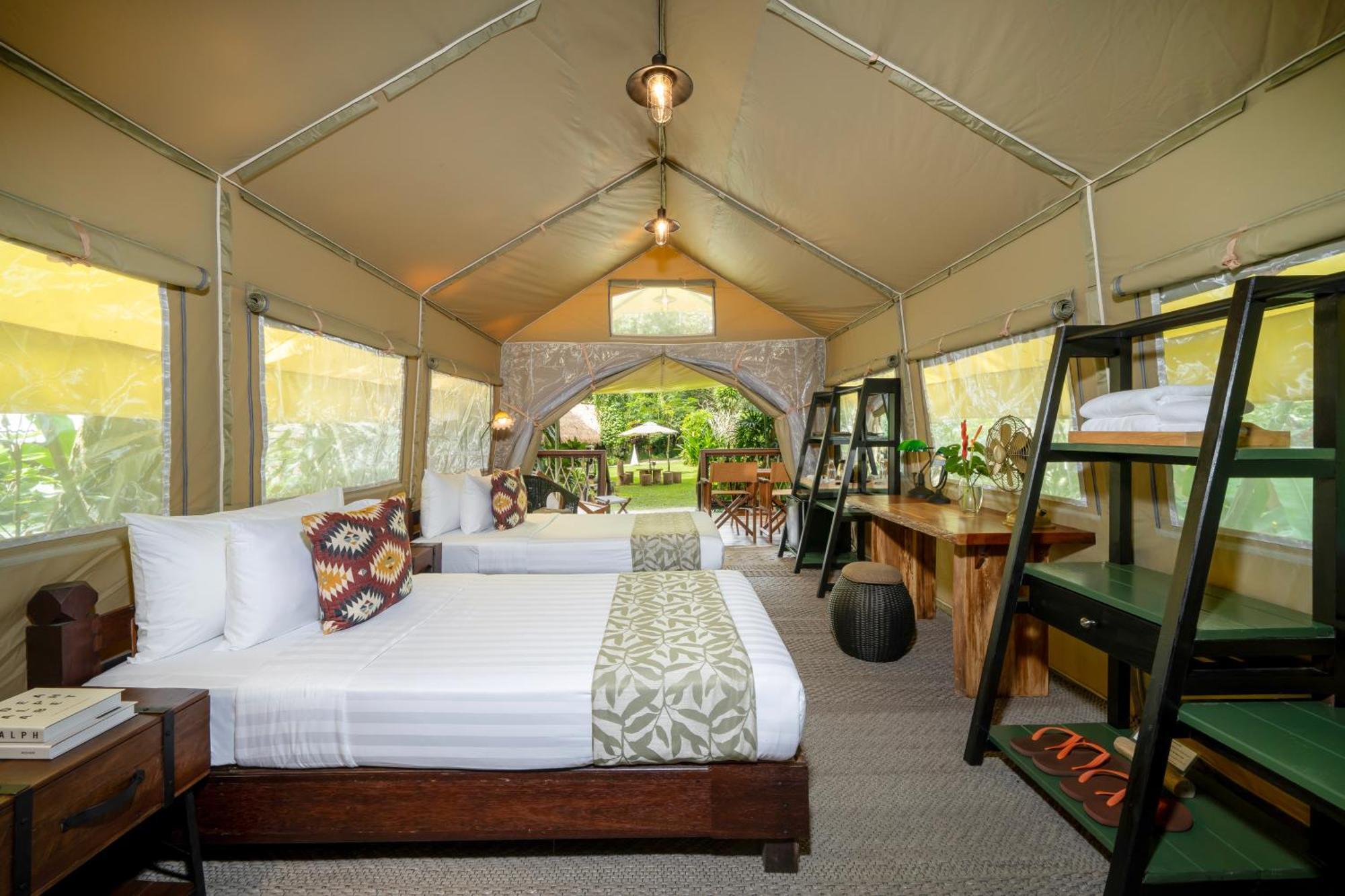 Deluxe Tent Private Bathroom &