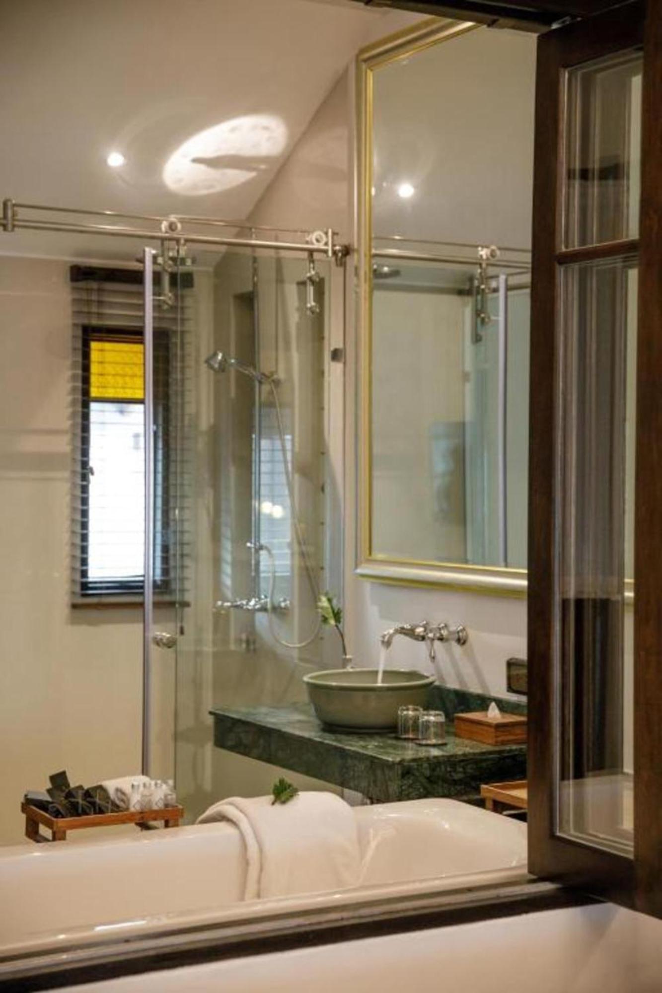 Deluxe Double or Twin Room Balcony