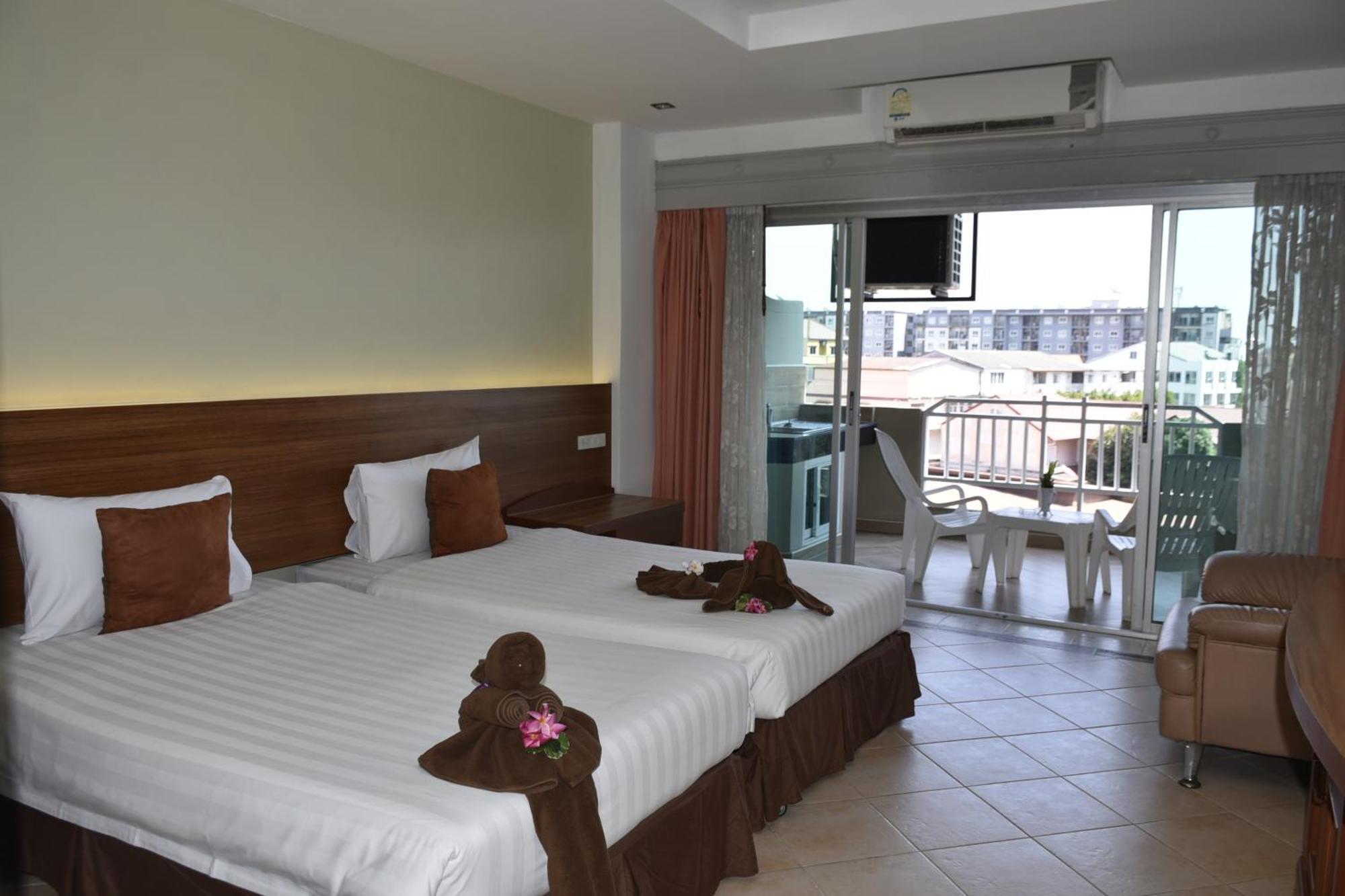 Deluxe Double or Twin Room