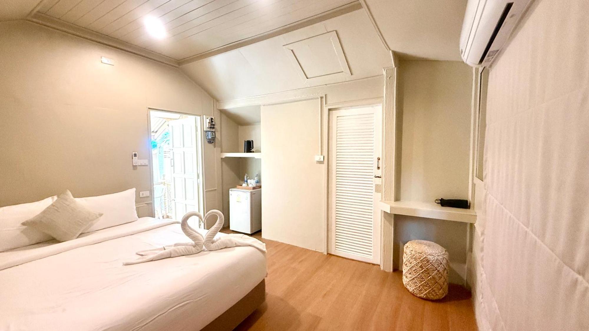 Standard Bungalow