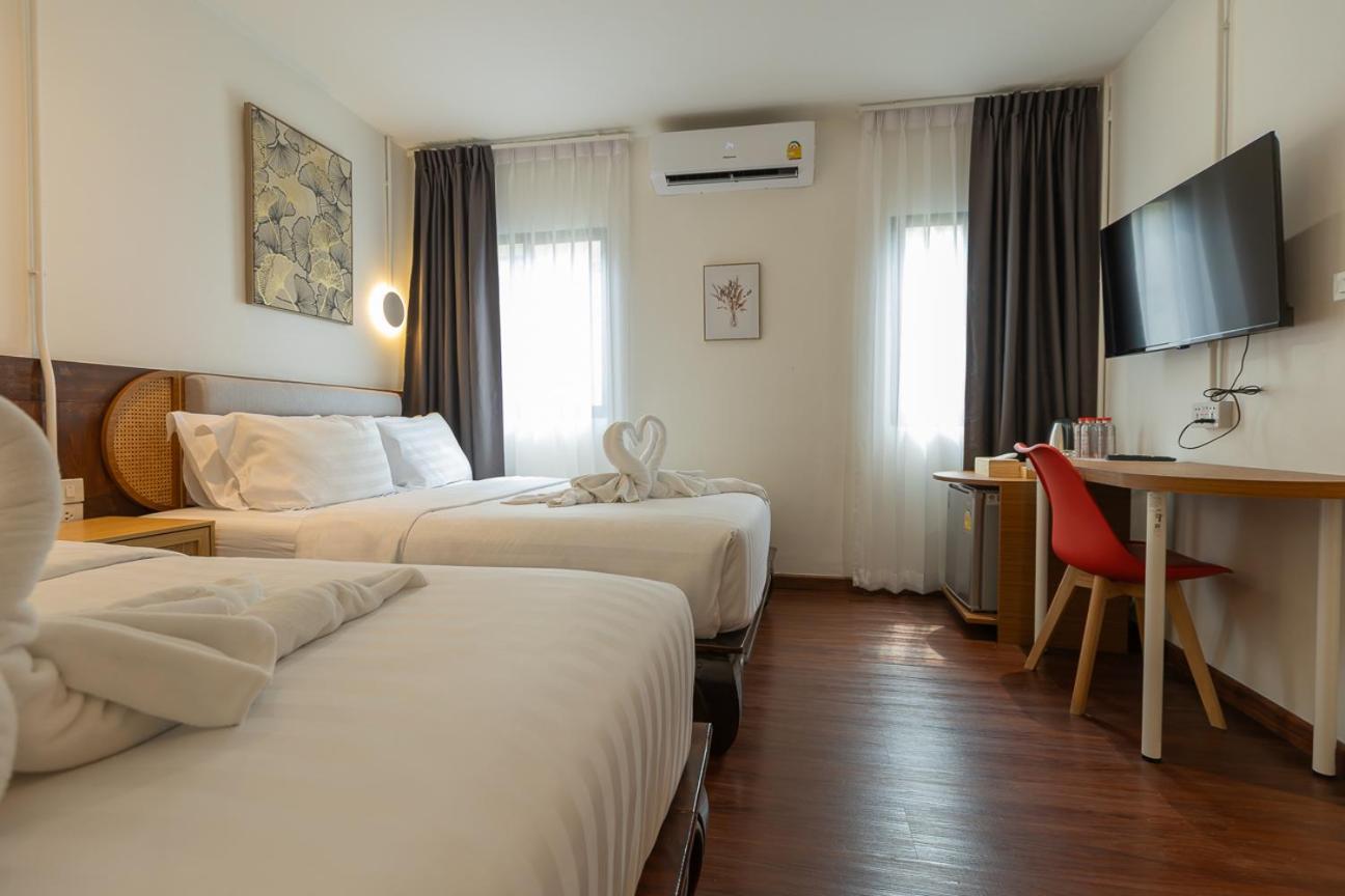 Deluxe Twin Room