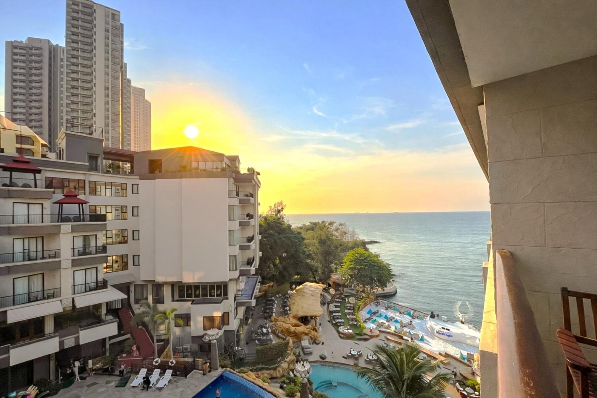 Premium Sea View Room