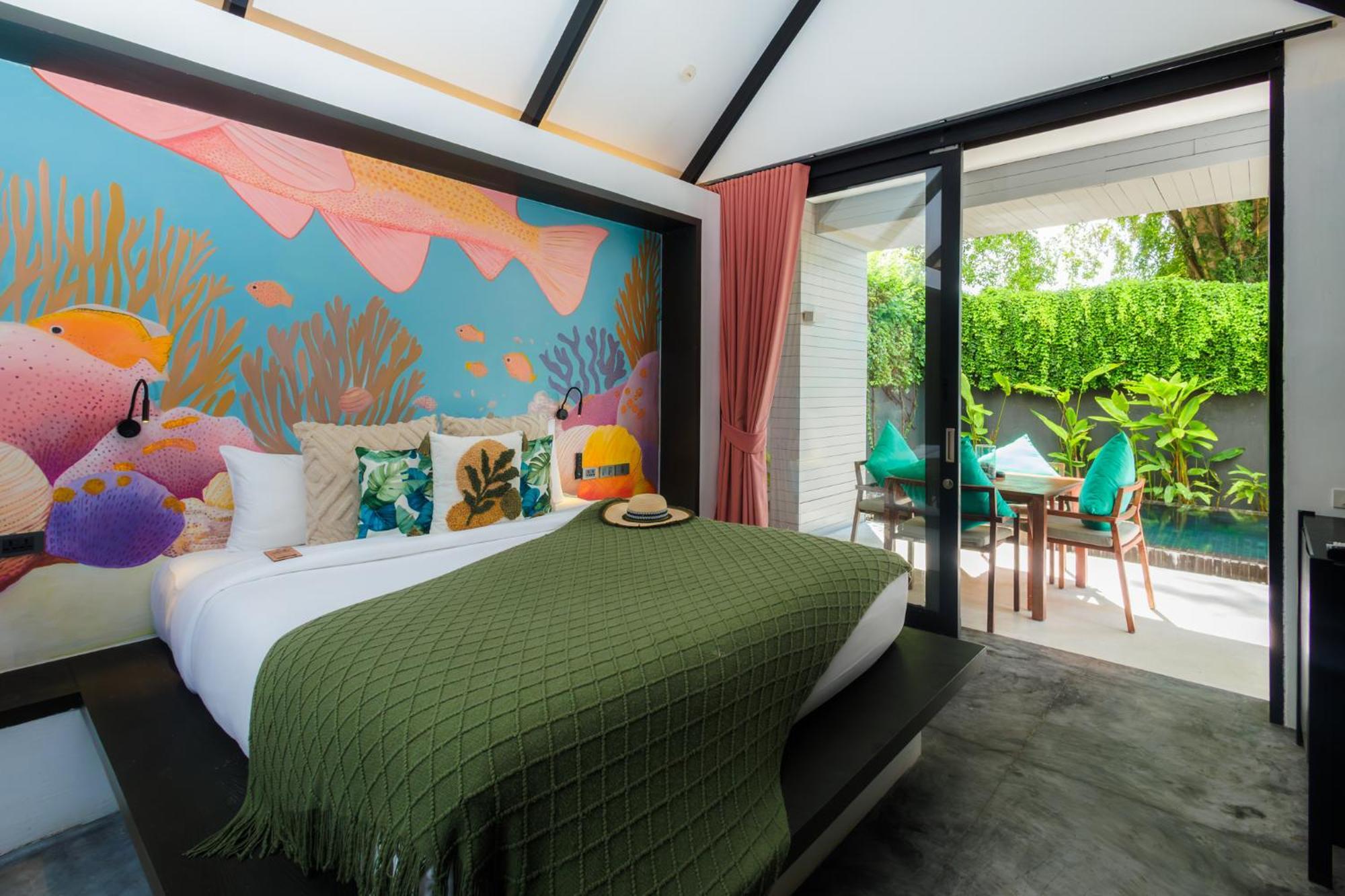 Family Pool Villa