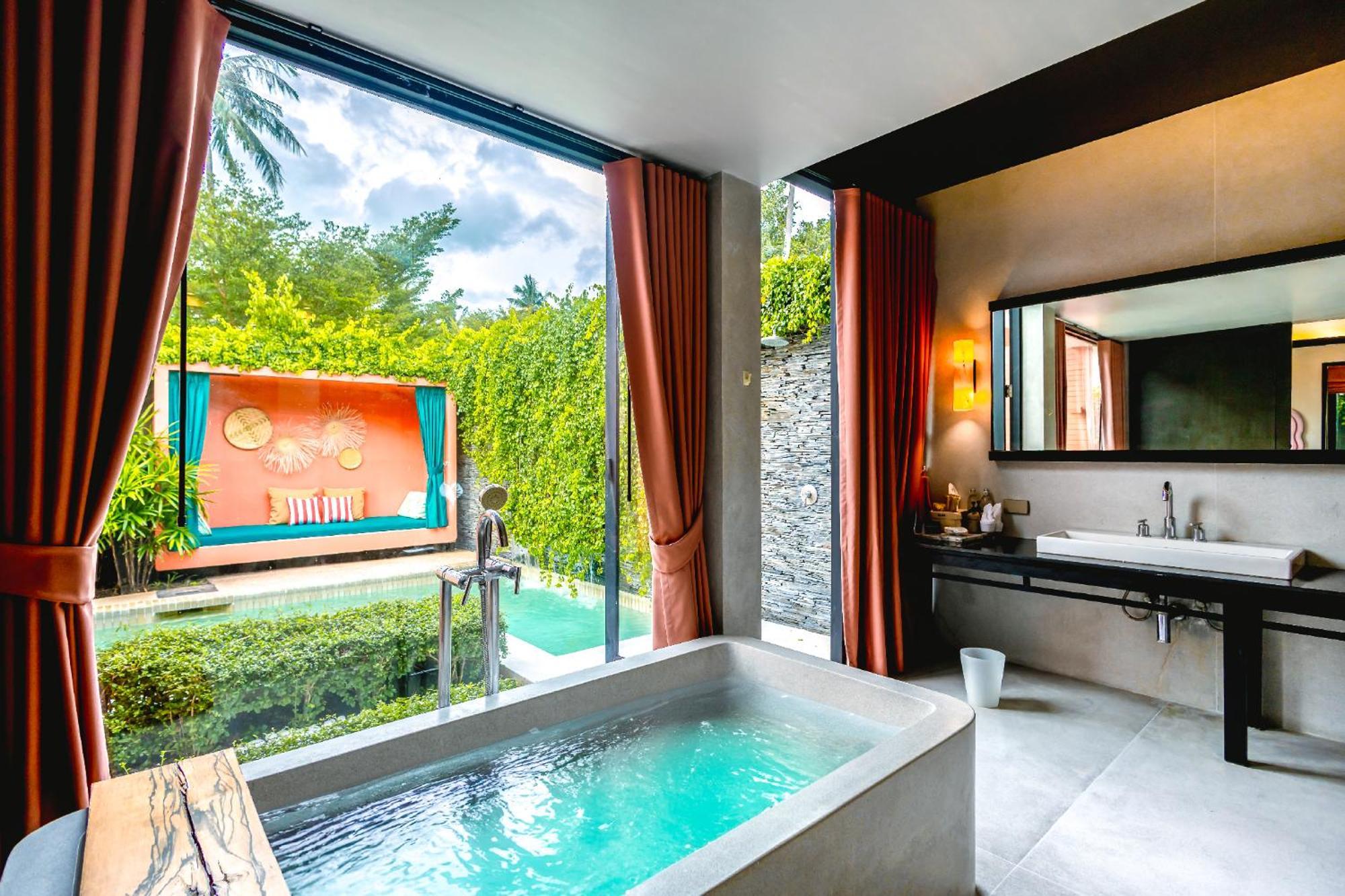 Tropical Pool Villa Spa Unlimited Spa