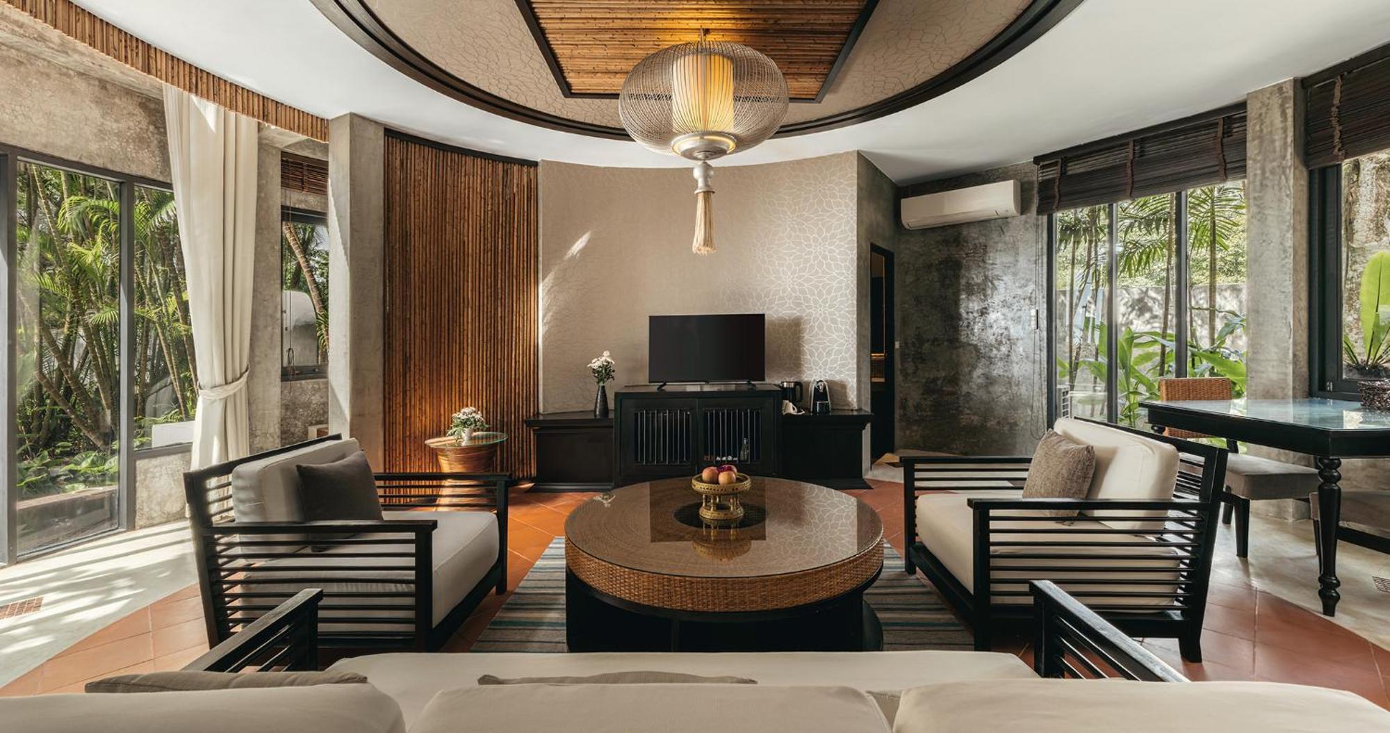 Grand Villa