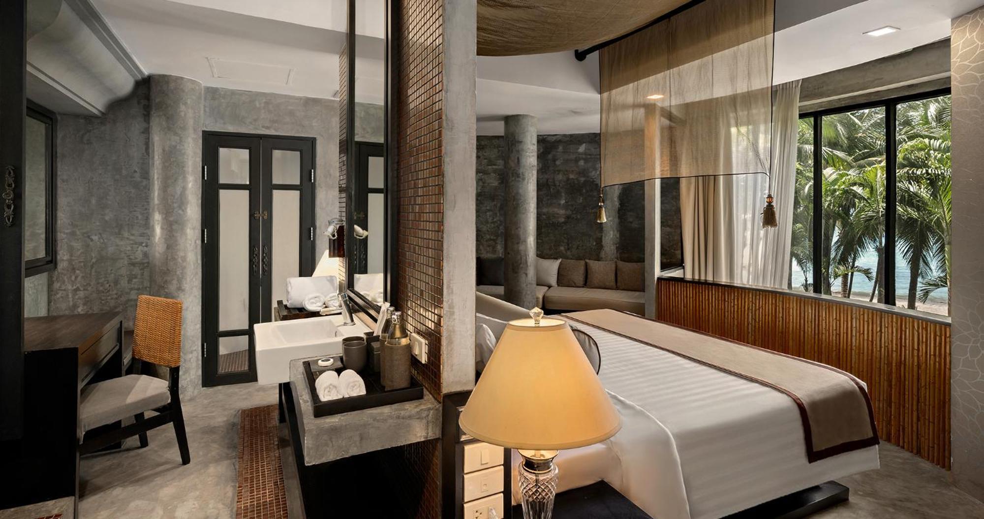 Grand Villa