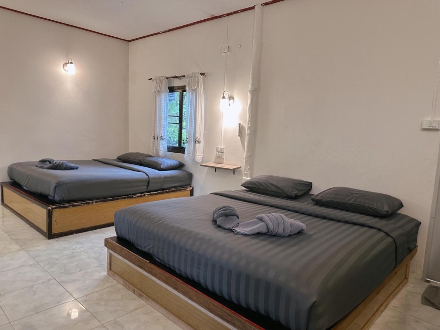 Standard Twin Room with Garden View