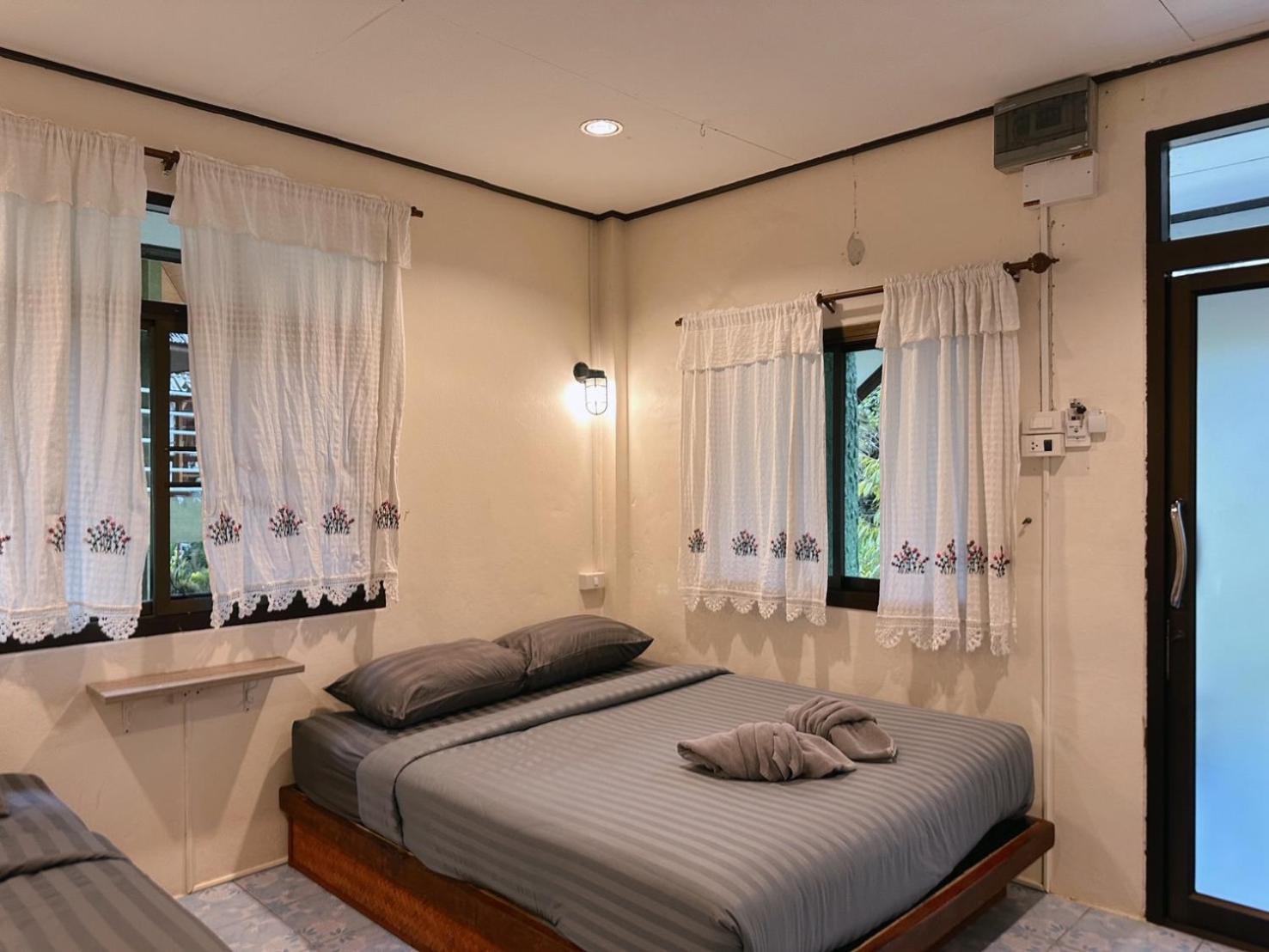 Standard Twin Room Garden View