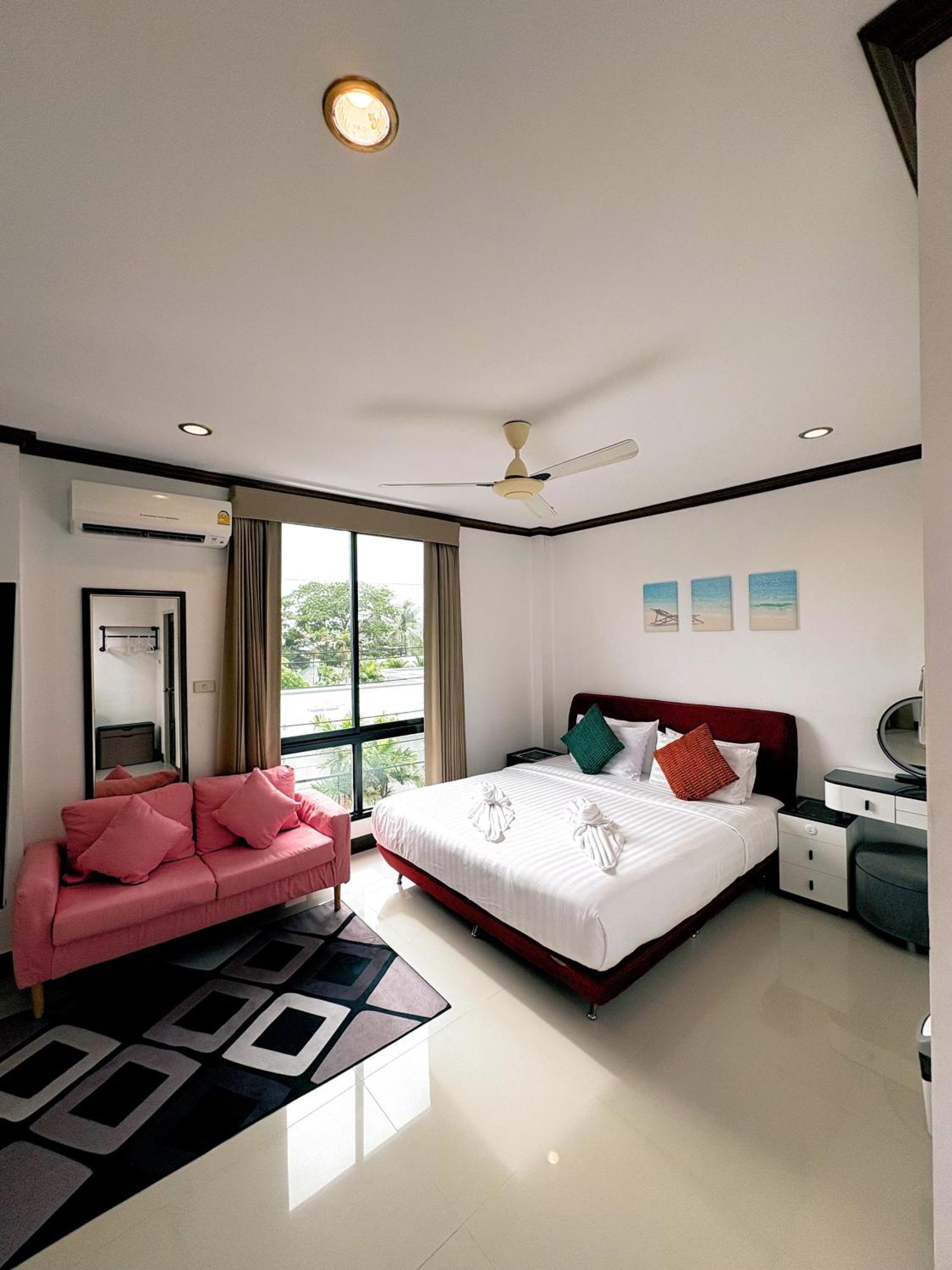 Standard Room Corridor Balcony Seaview