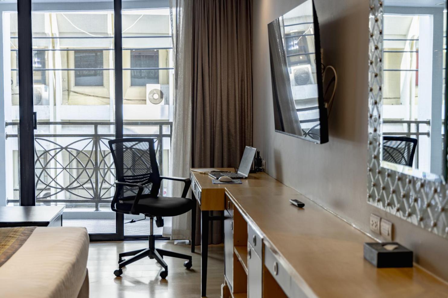 Premier Studio Balcony