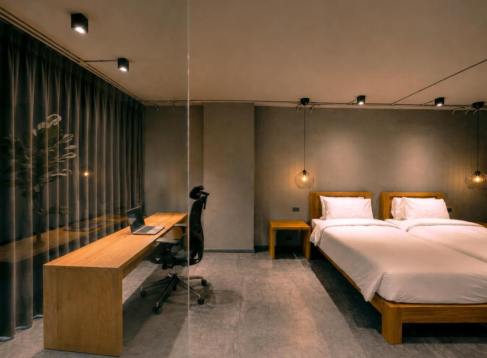 Deluxe Twin Room
