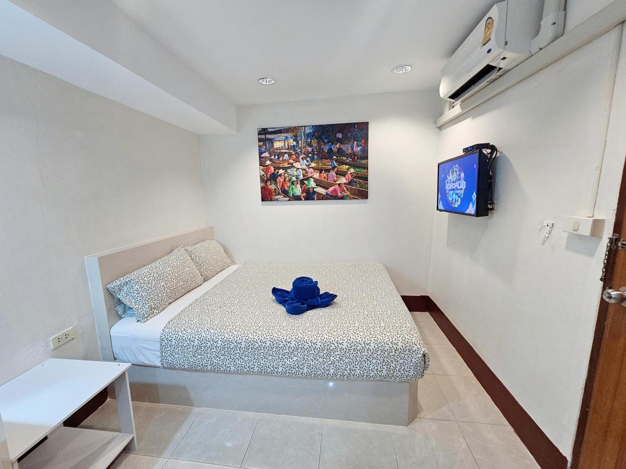 Double Room,1772959945:JPEG