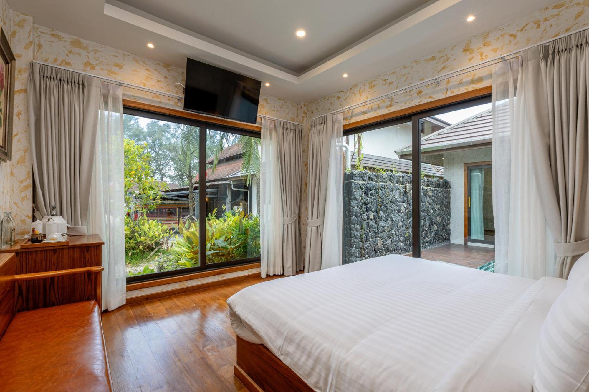 Pool Villa Two Bedroom 2 Way Airport Transfer