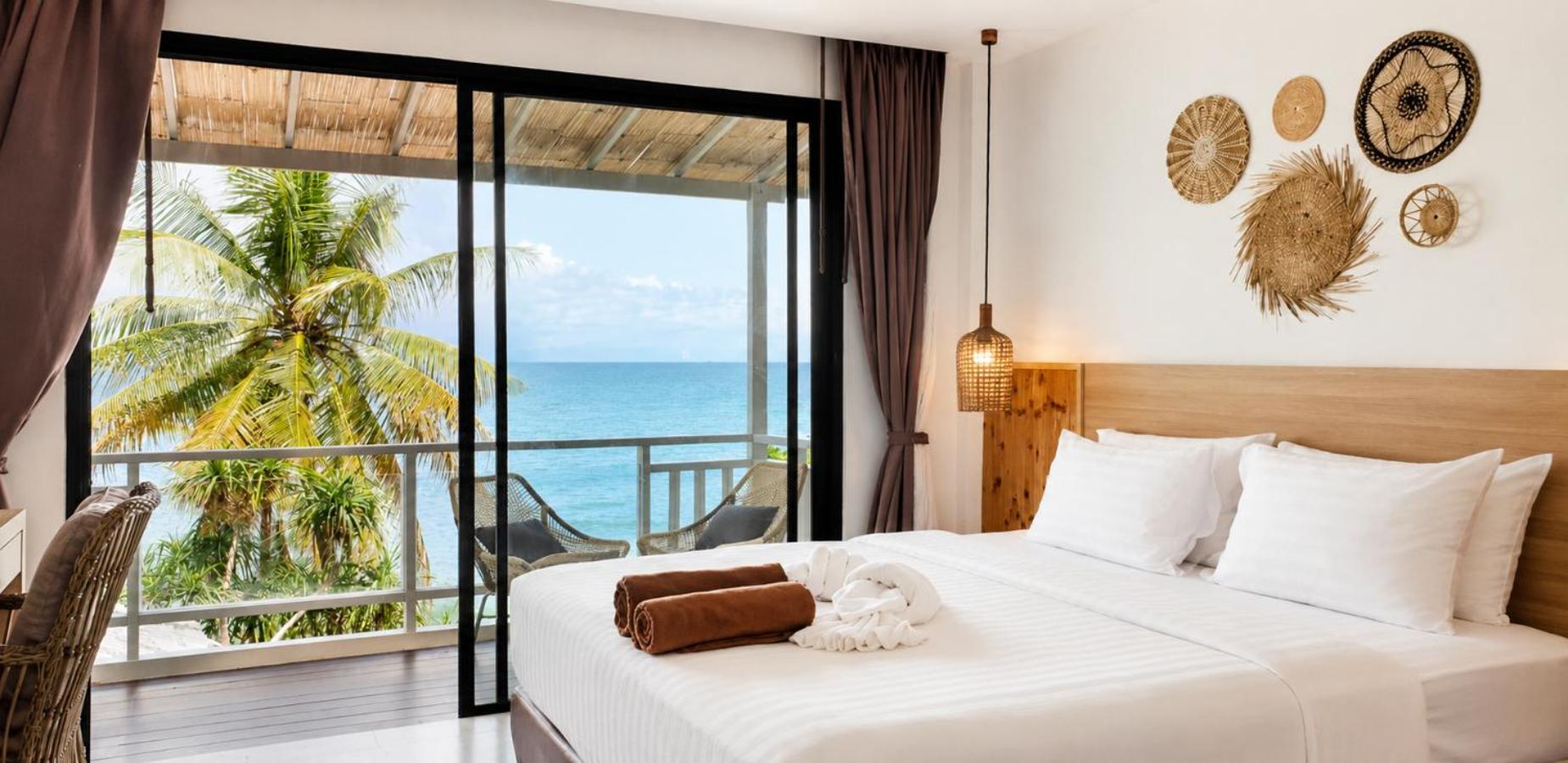 Villa with Sea View