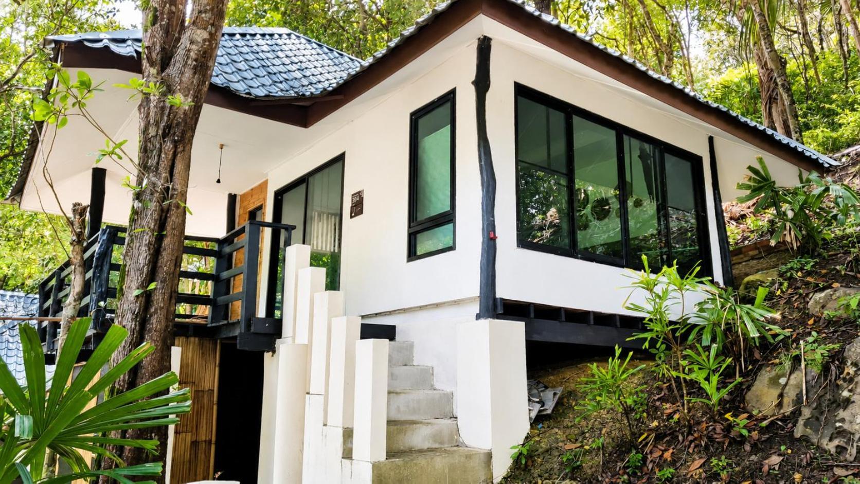 Deluxe Bungalow Garden View