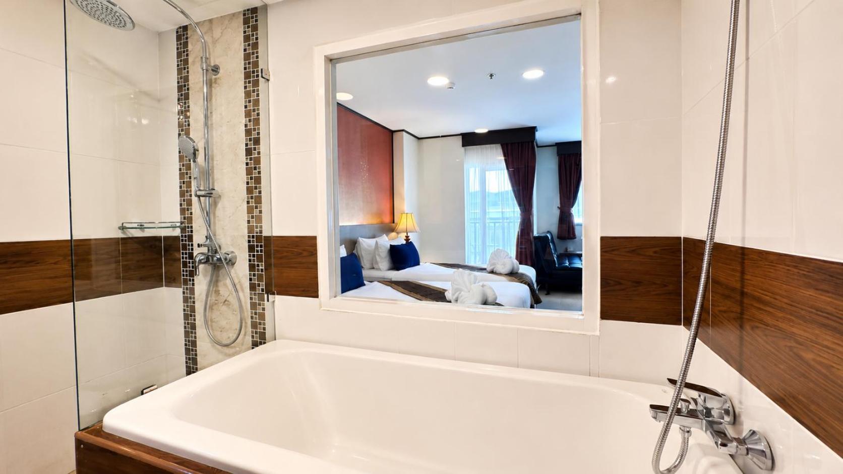 Chambre Deluxe Double ou Lits Jumeaux