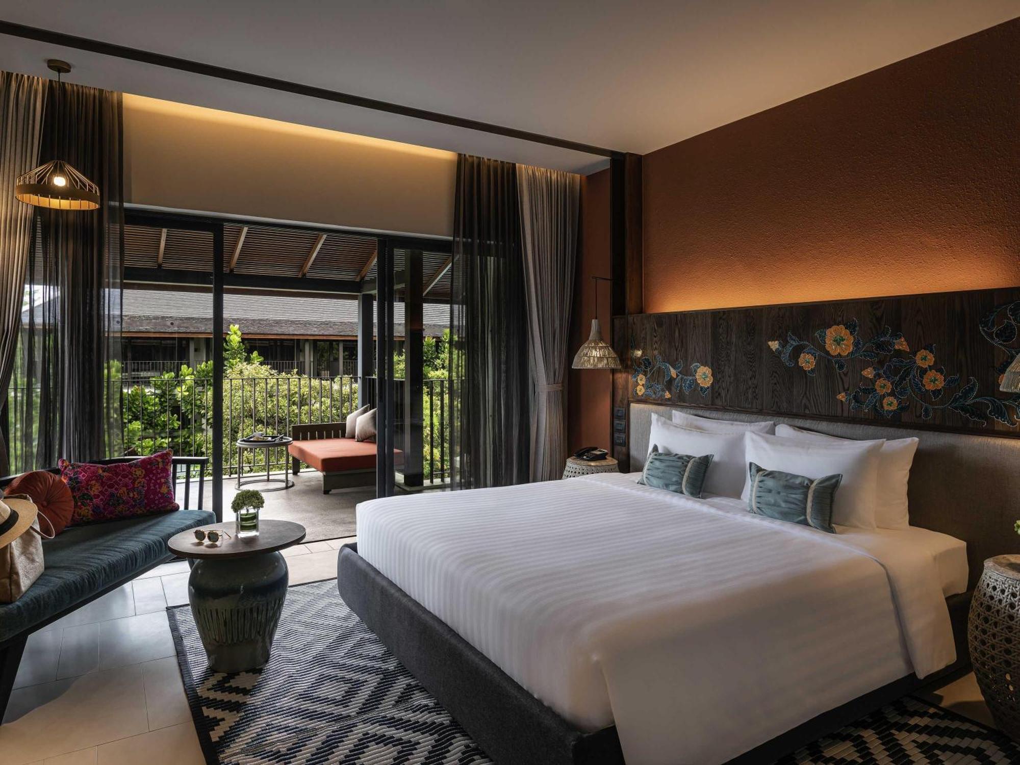 Superior King Room