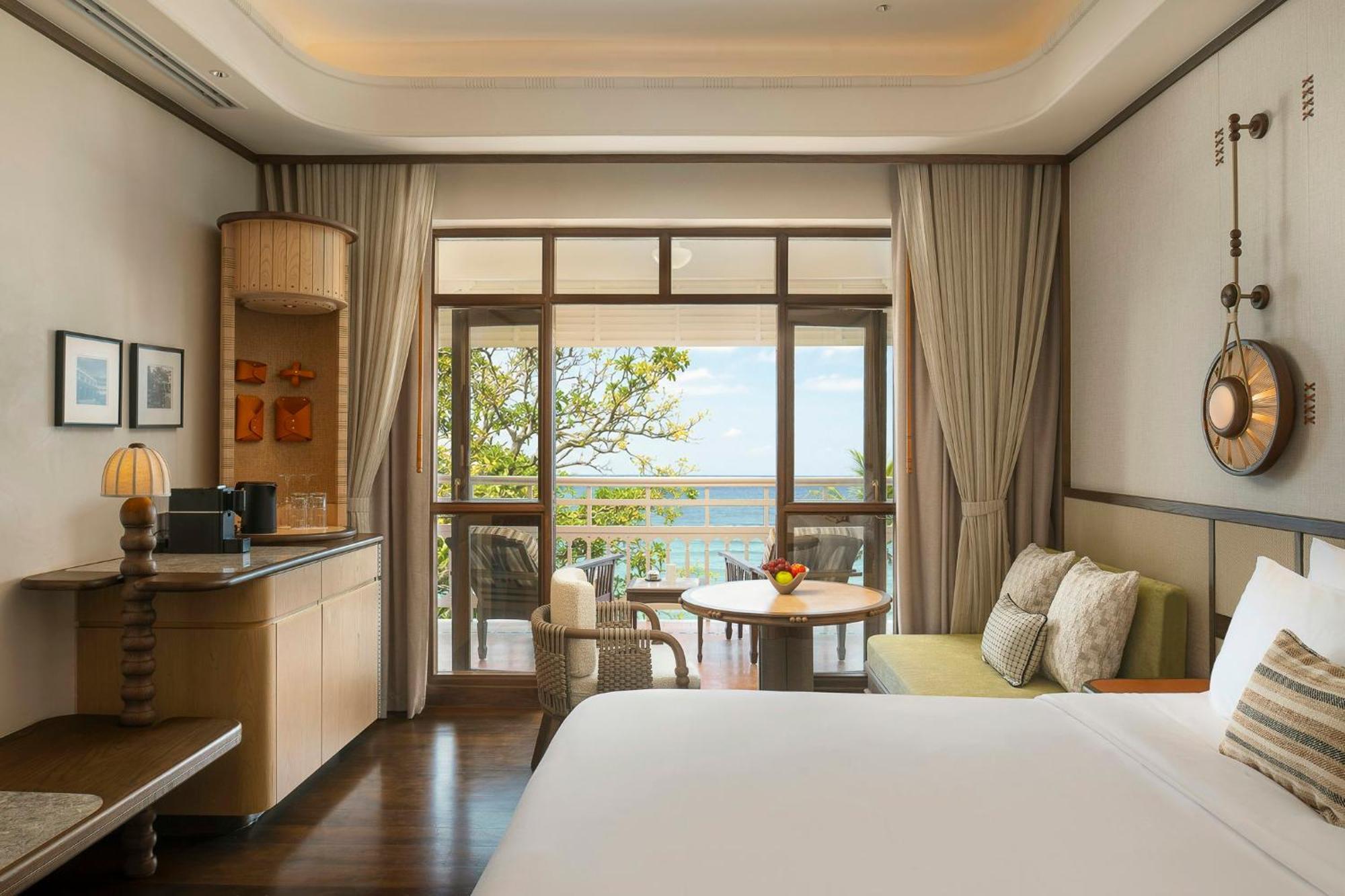 Premium Deluxe Ocean View King