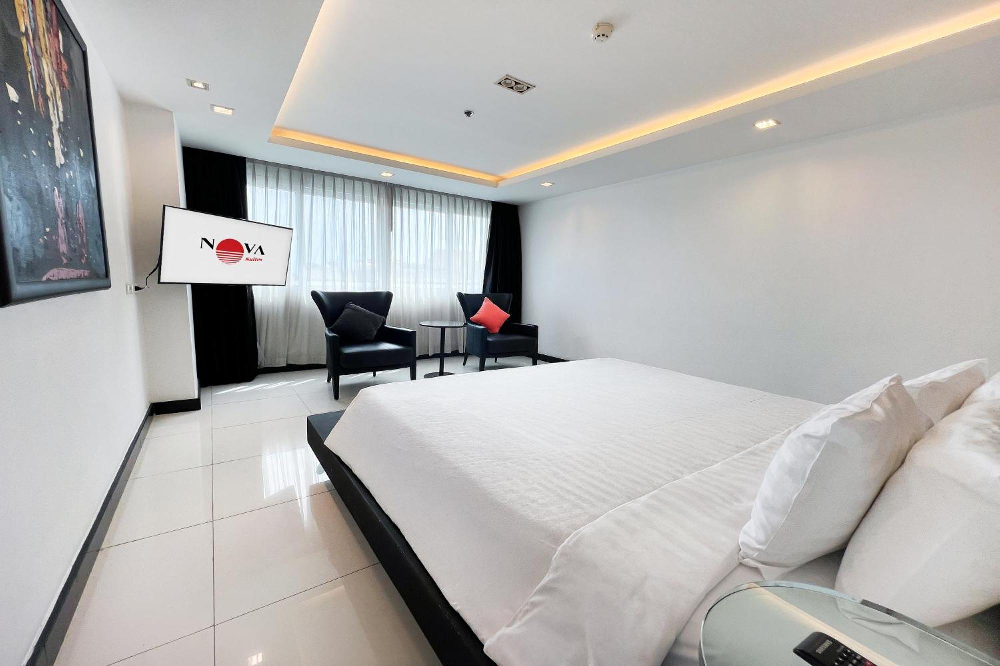 Two-Bedroom Suite Large Balcony