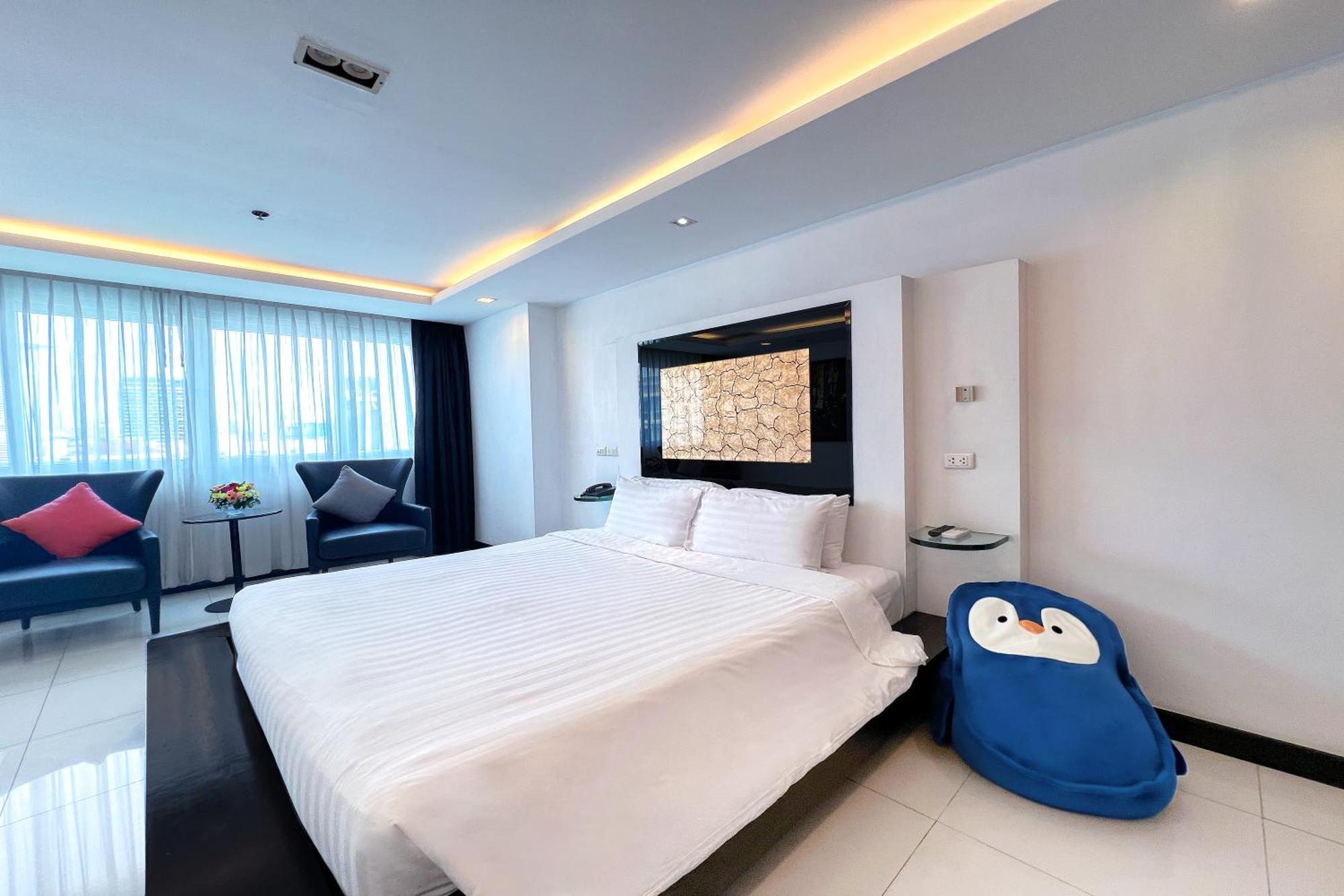 Two-Bedroom Suite Large Balcony
