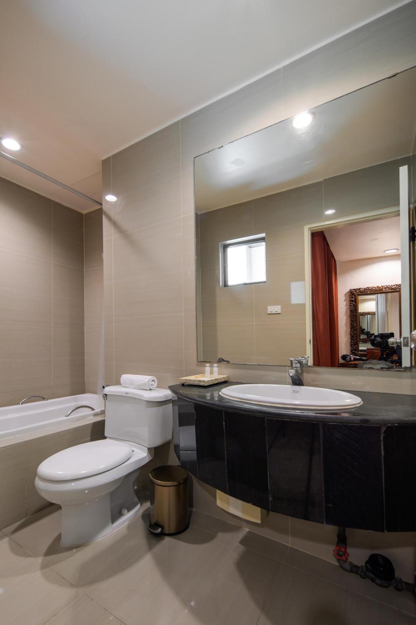 Deluxe Triple Room