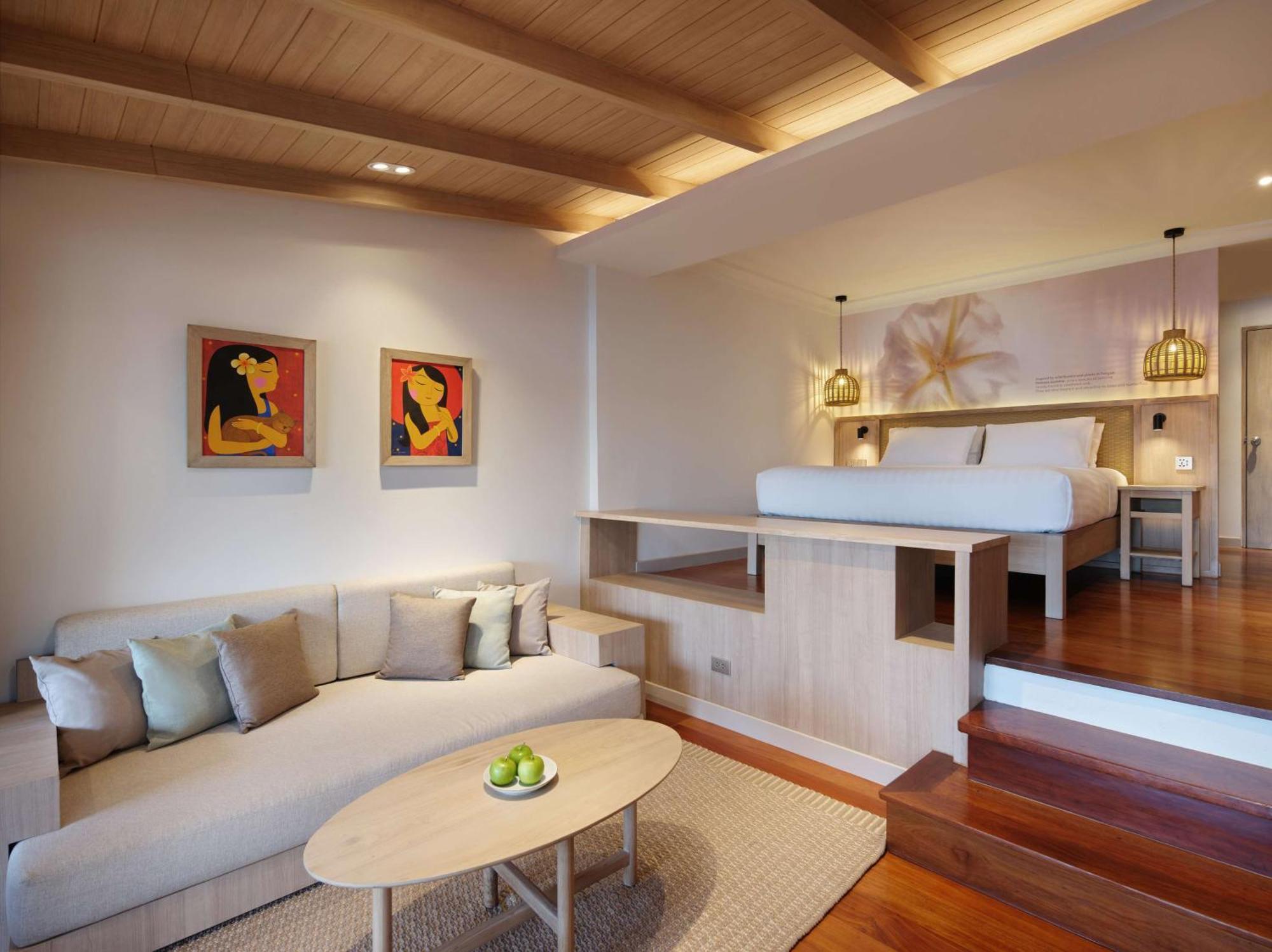 Seafront Suite