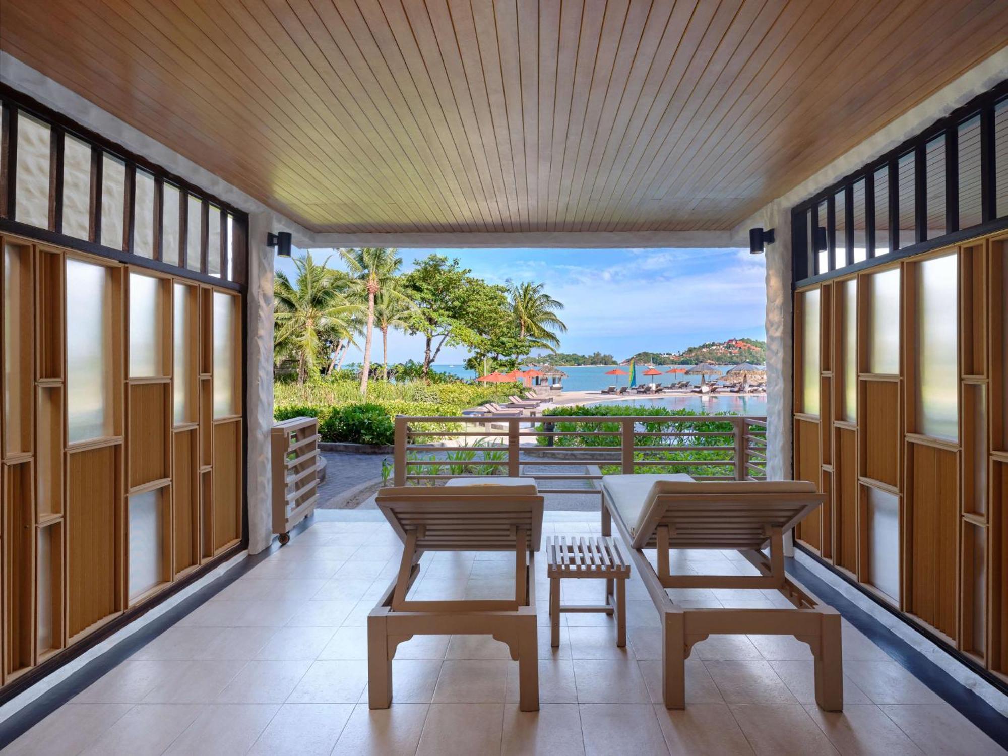 Beachfront Suites