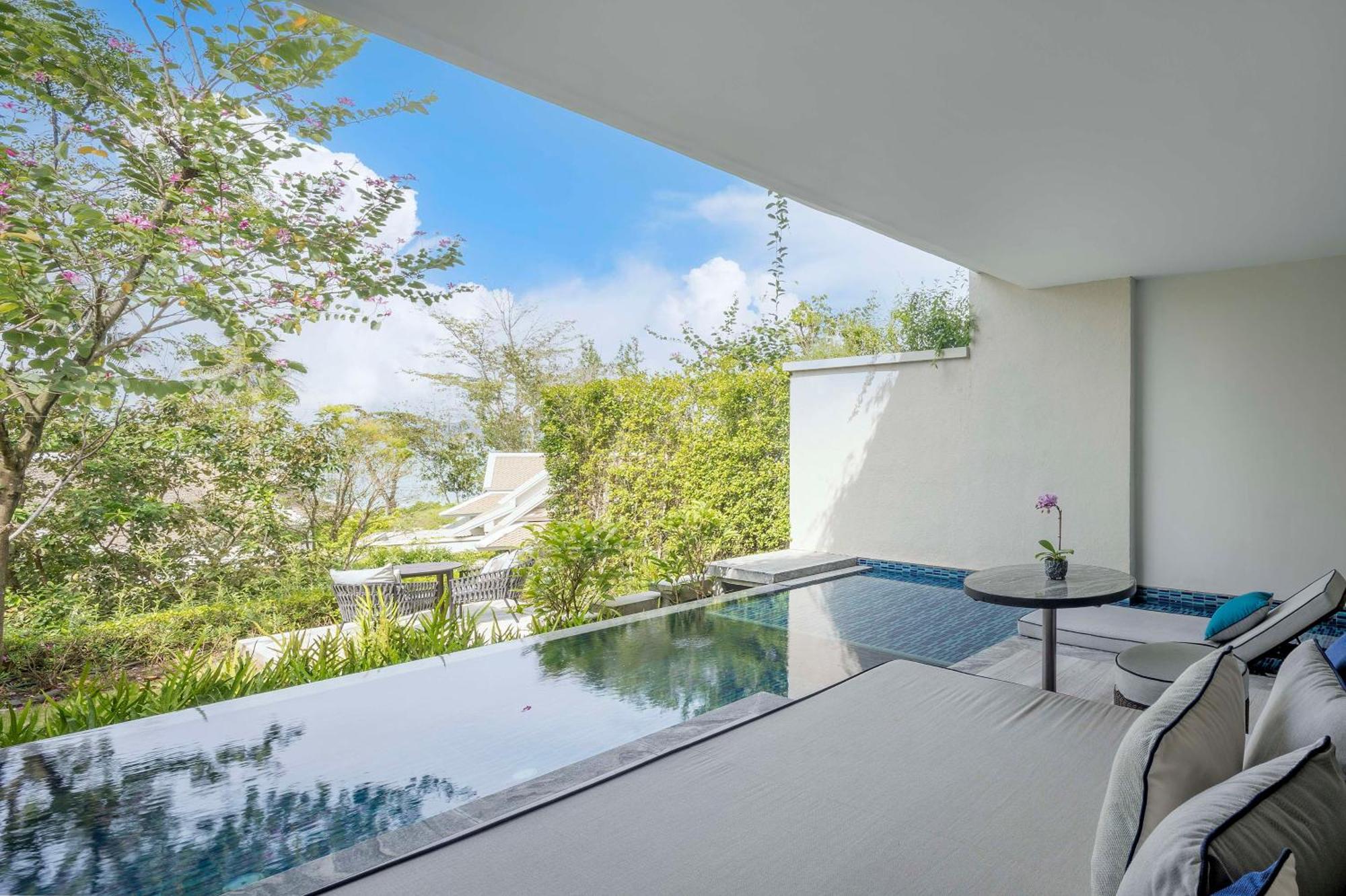 Wellbeing Sanctuary Pool Suite Twin