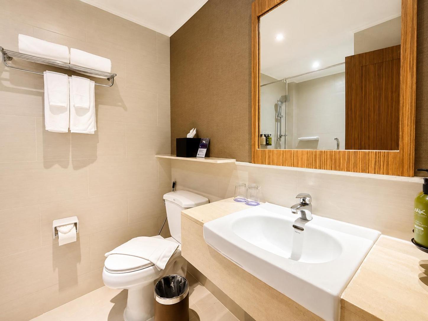 Standard Twin Room Two Twin Beds