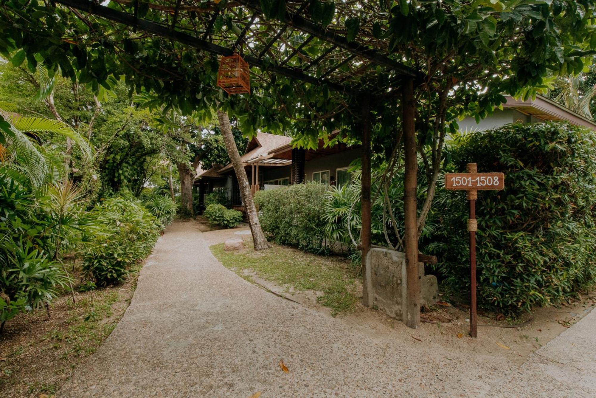 Deluxe Cottage Garden View
