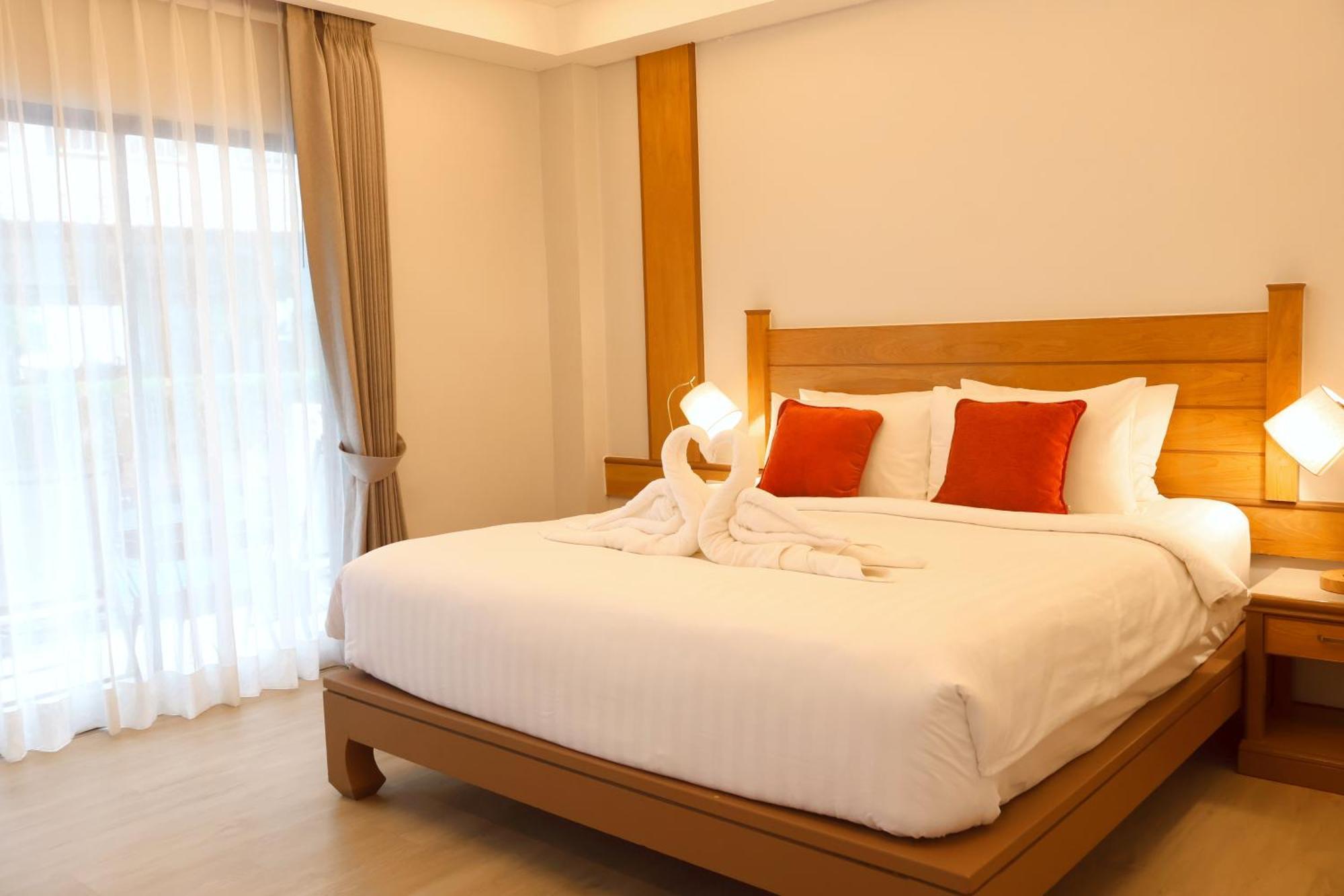 Double or Twin Room Swimming Pool Access