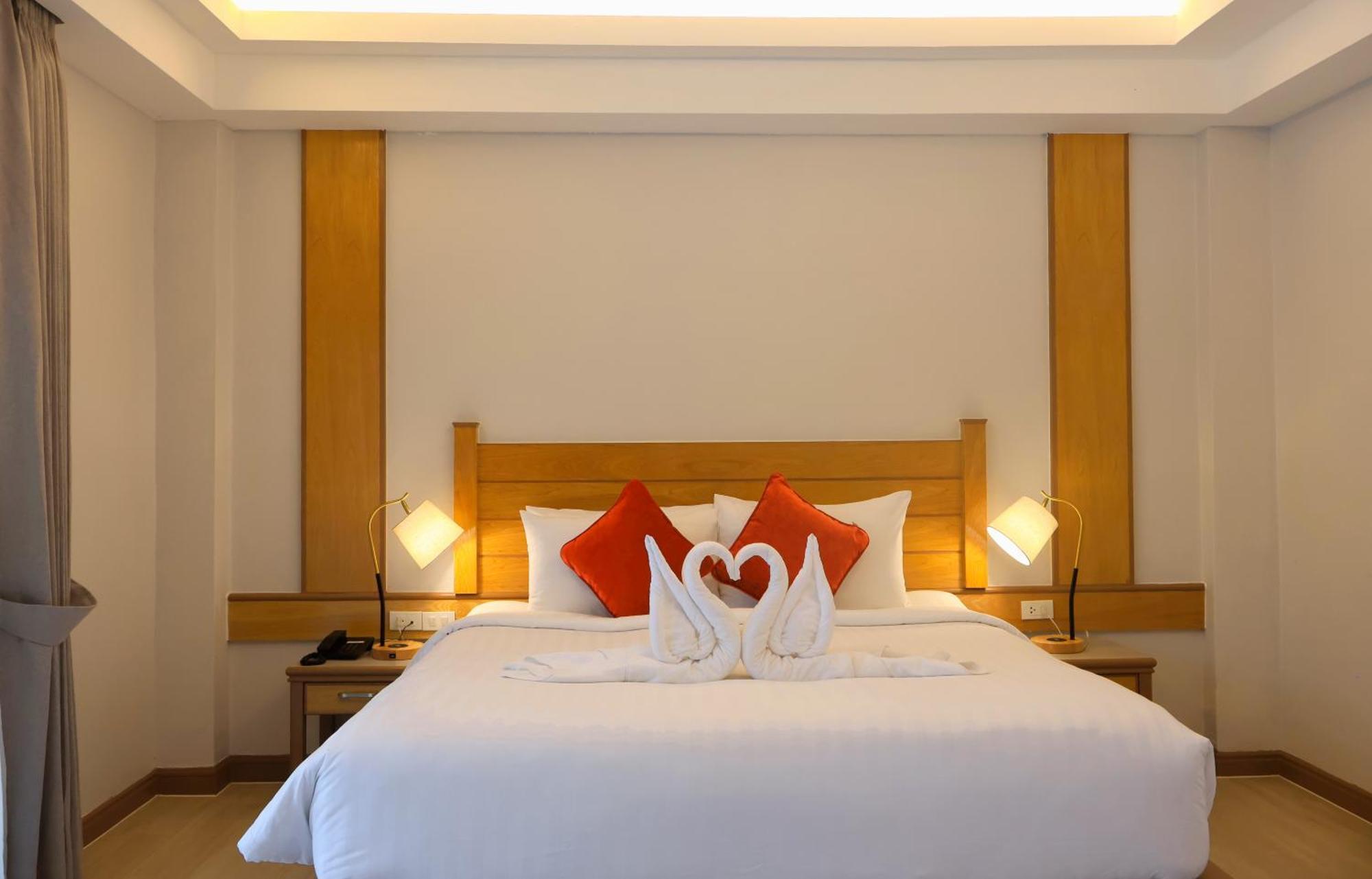 Superior Double or Twin Room Pool View