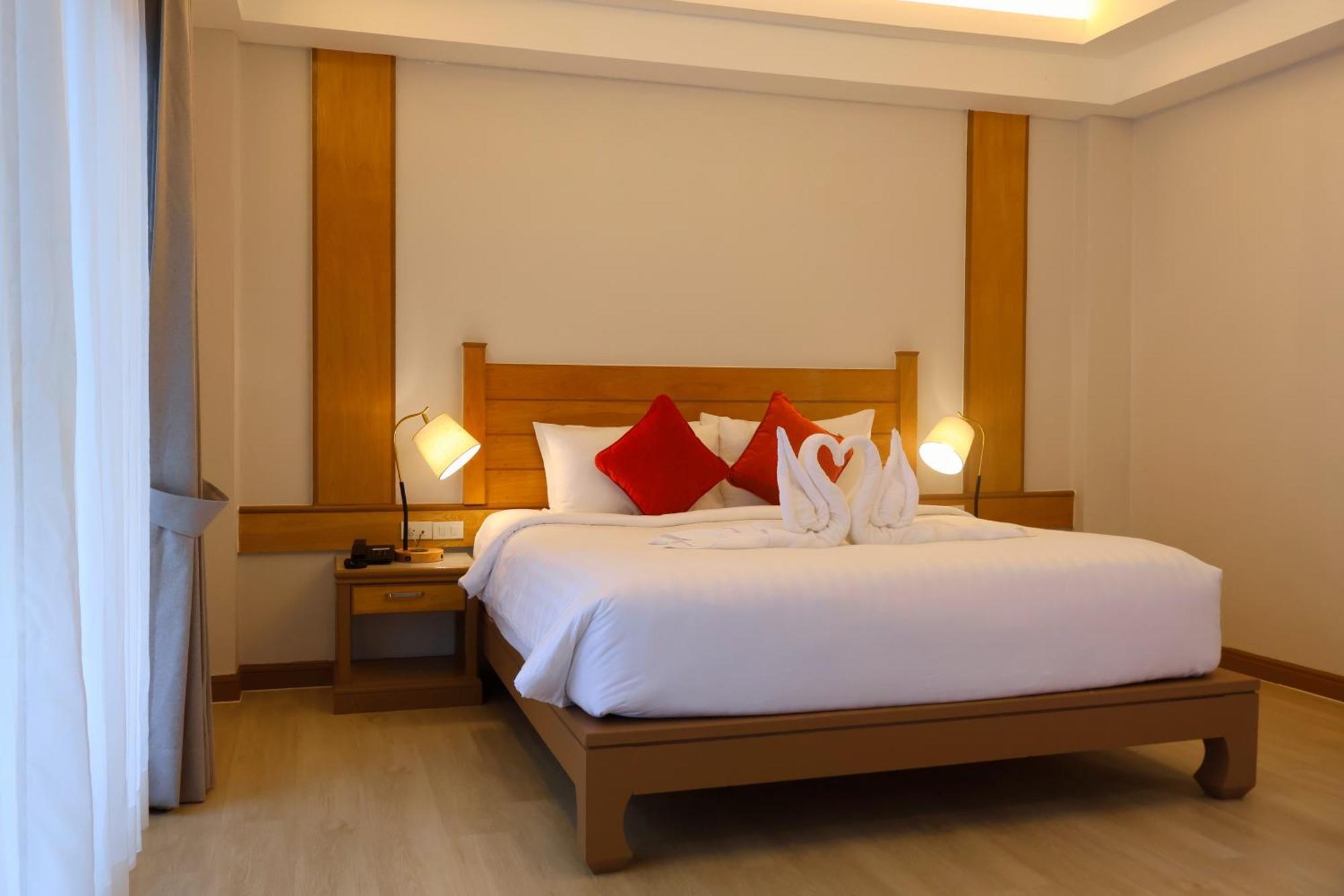 Double or Twin Room Swimming Pool Access