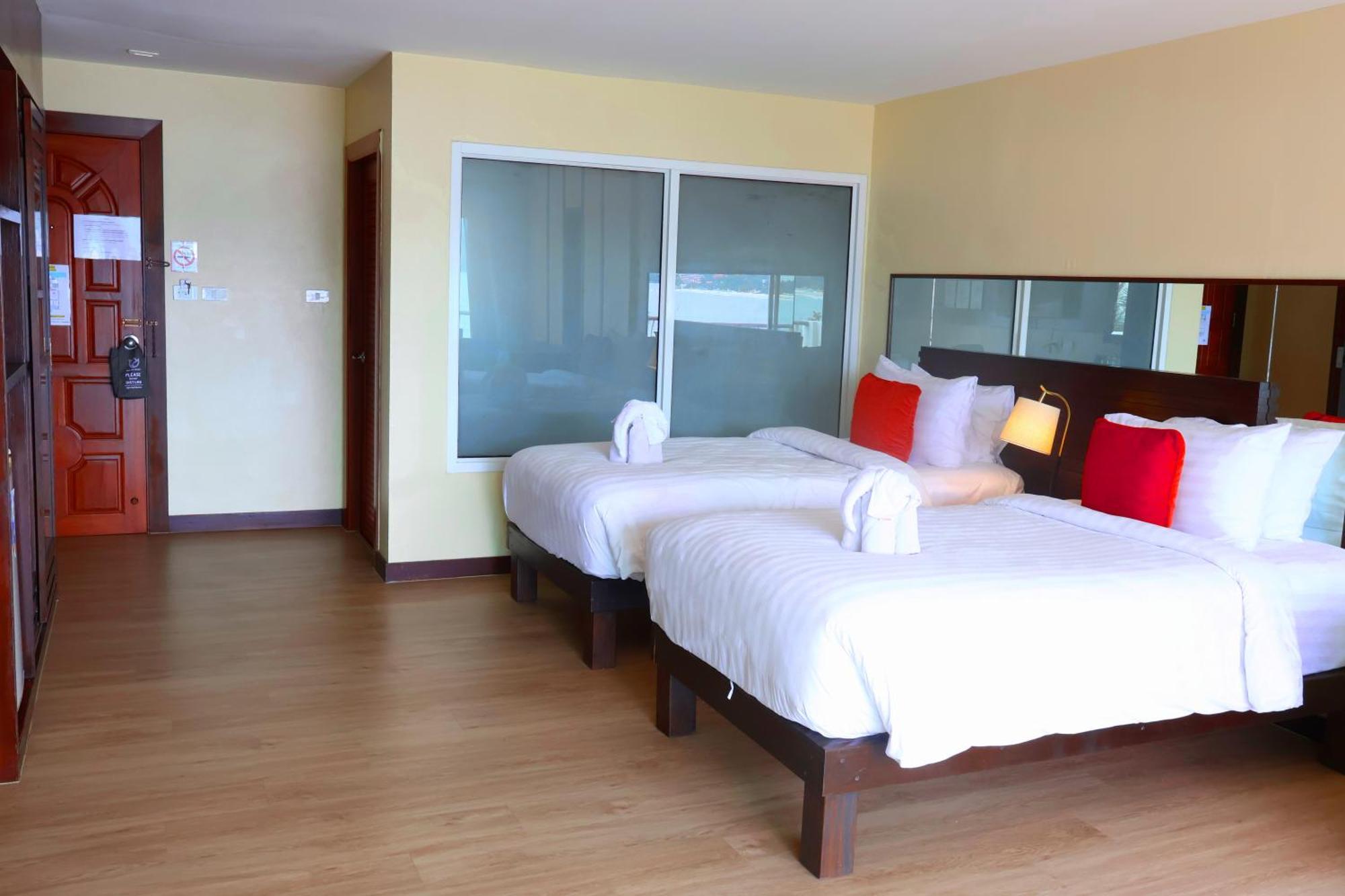 Deluxe Double or Twin Room