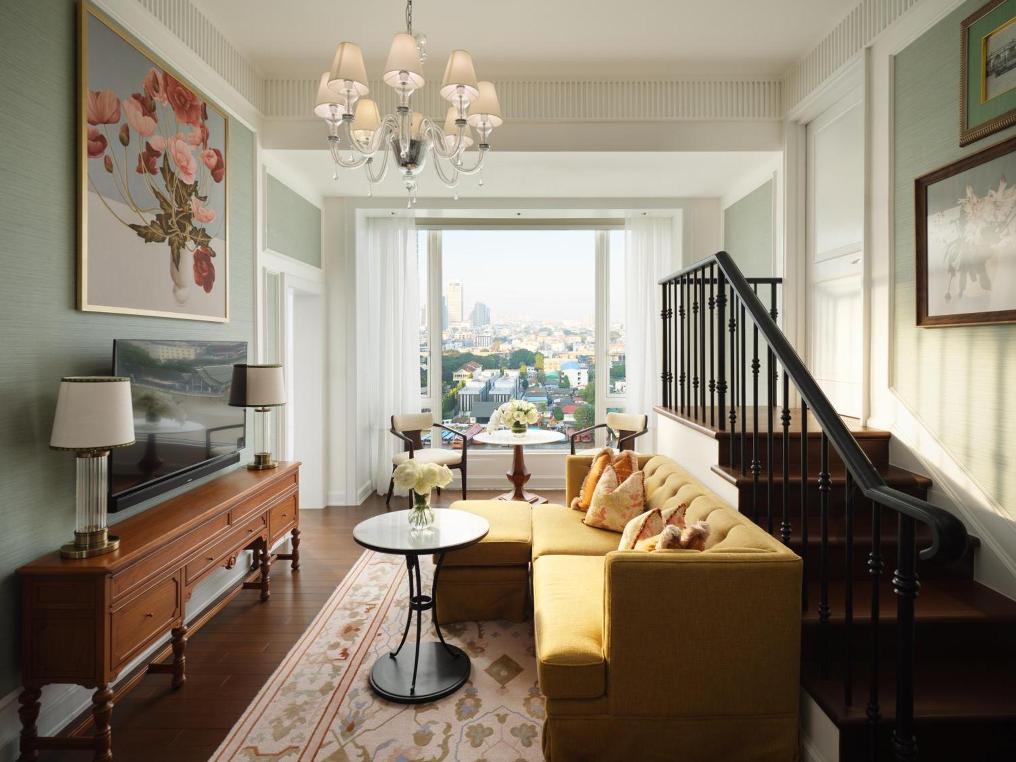Chao Phraya Room King