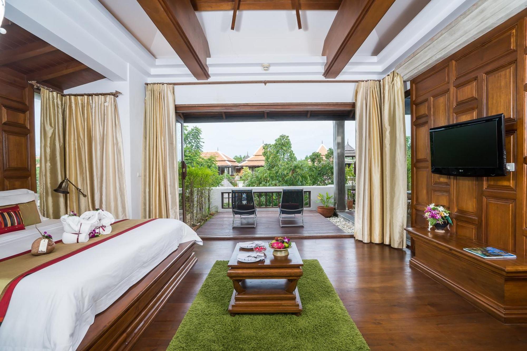 Pool Villa Garden View