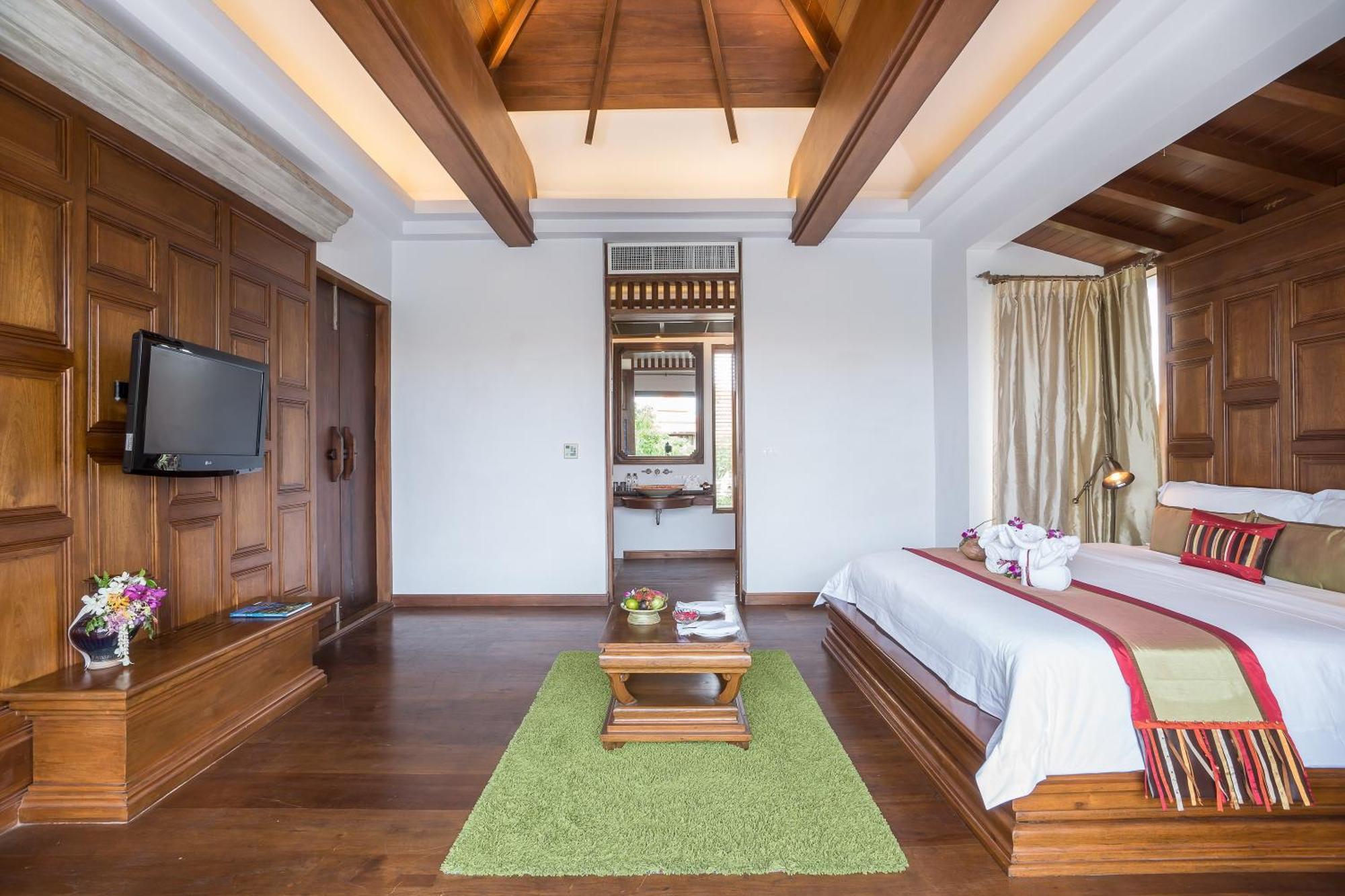 Pool Villa Garden View