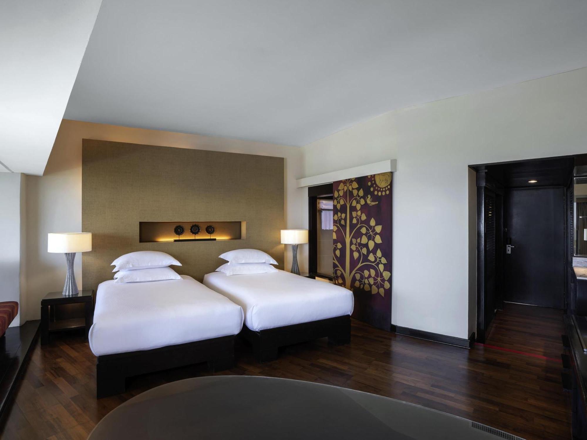 Junior Twin Suite Garden View