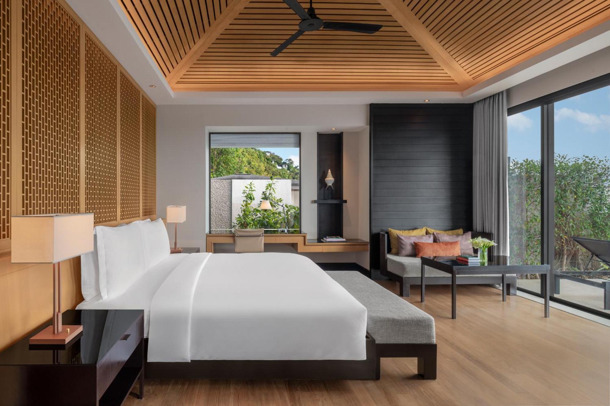 One-Bedroom Sunset Pool Villa